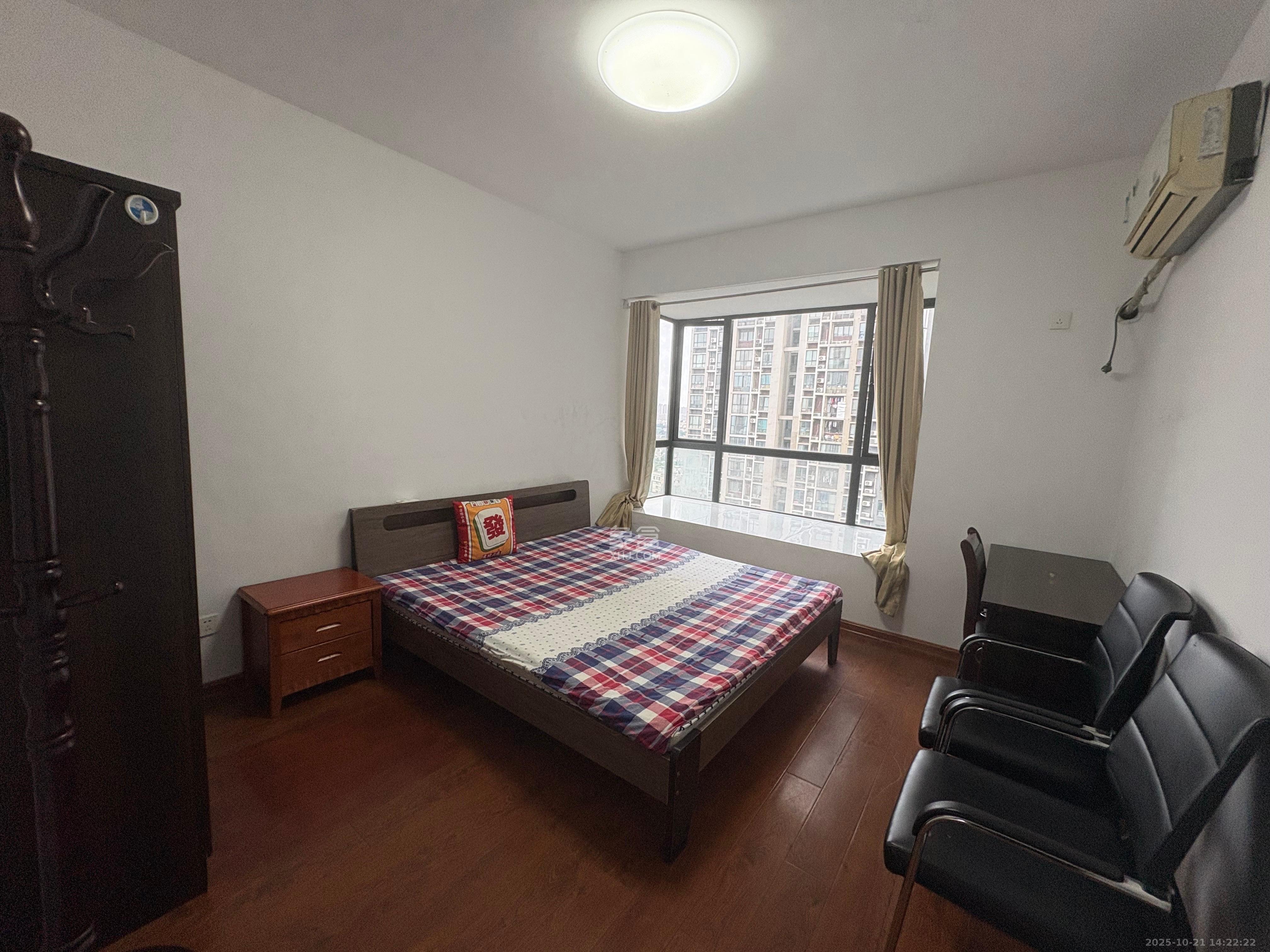 中江佳境天成  4室2厅2卫    2600.0元/月室内图