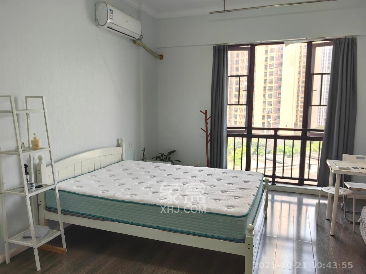 梅溪鑫苑名家  1室1厅1卫    1200.0元/月室内图