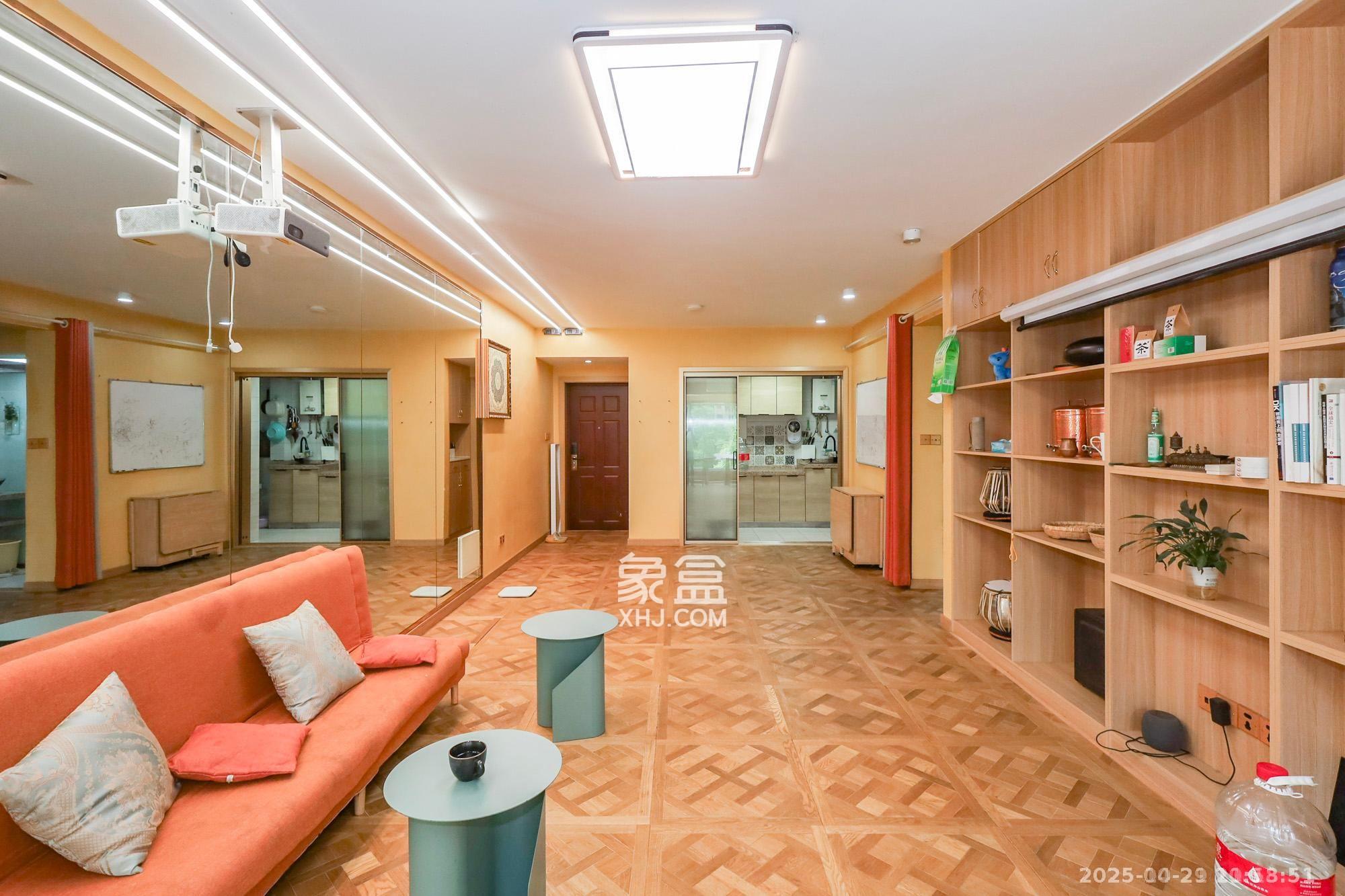 南山雍江汇（滨江国际新城）  3室2厅2卫    3050.0元/月室内图