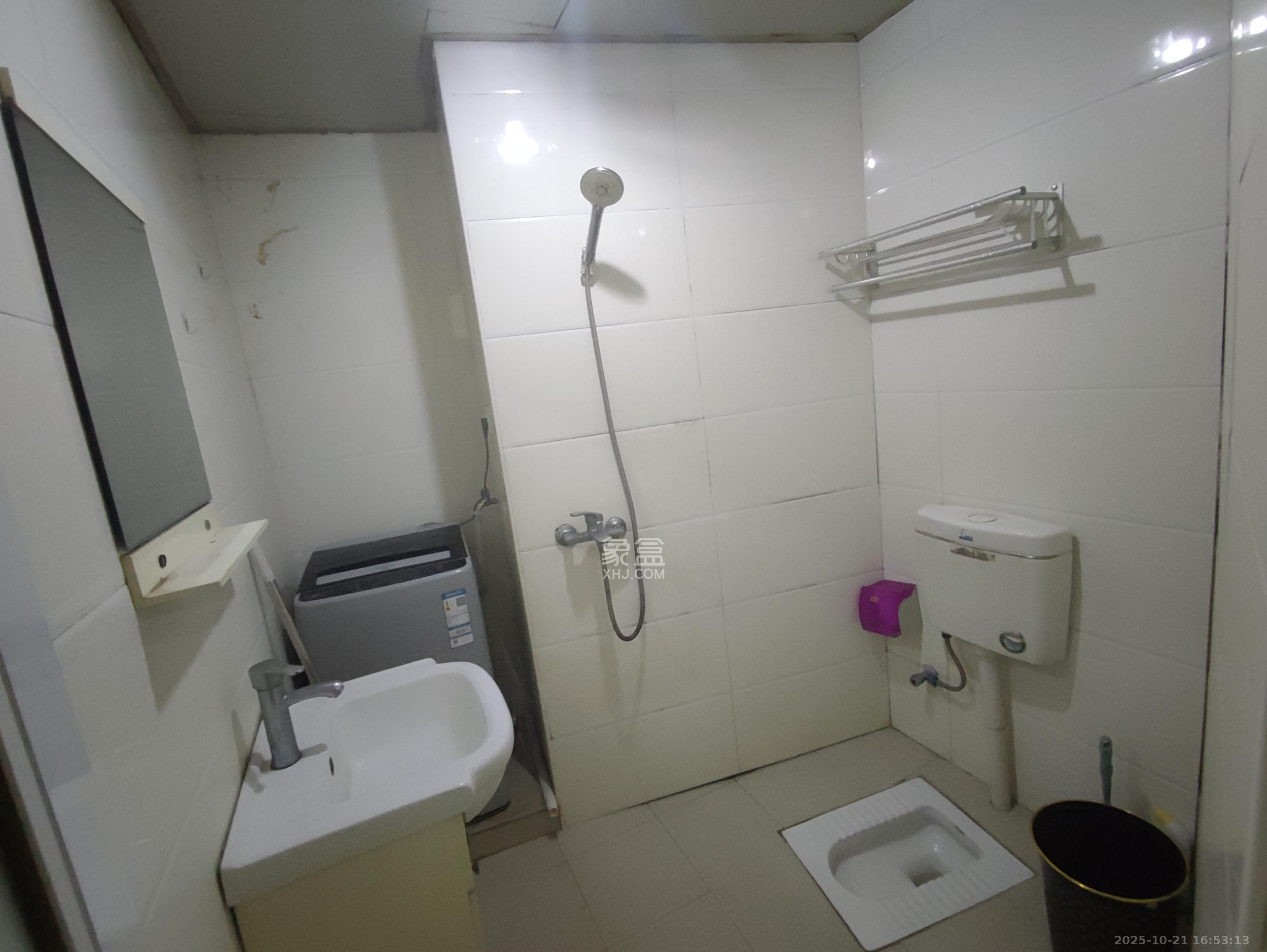 湖韵佳苑  2室1厅1卫    1600.0元/月室内图