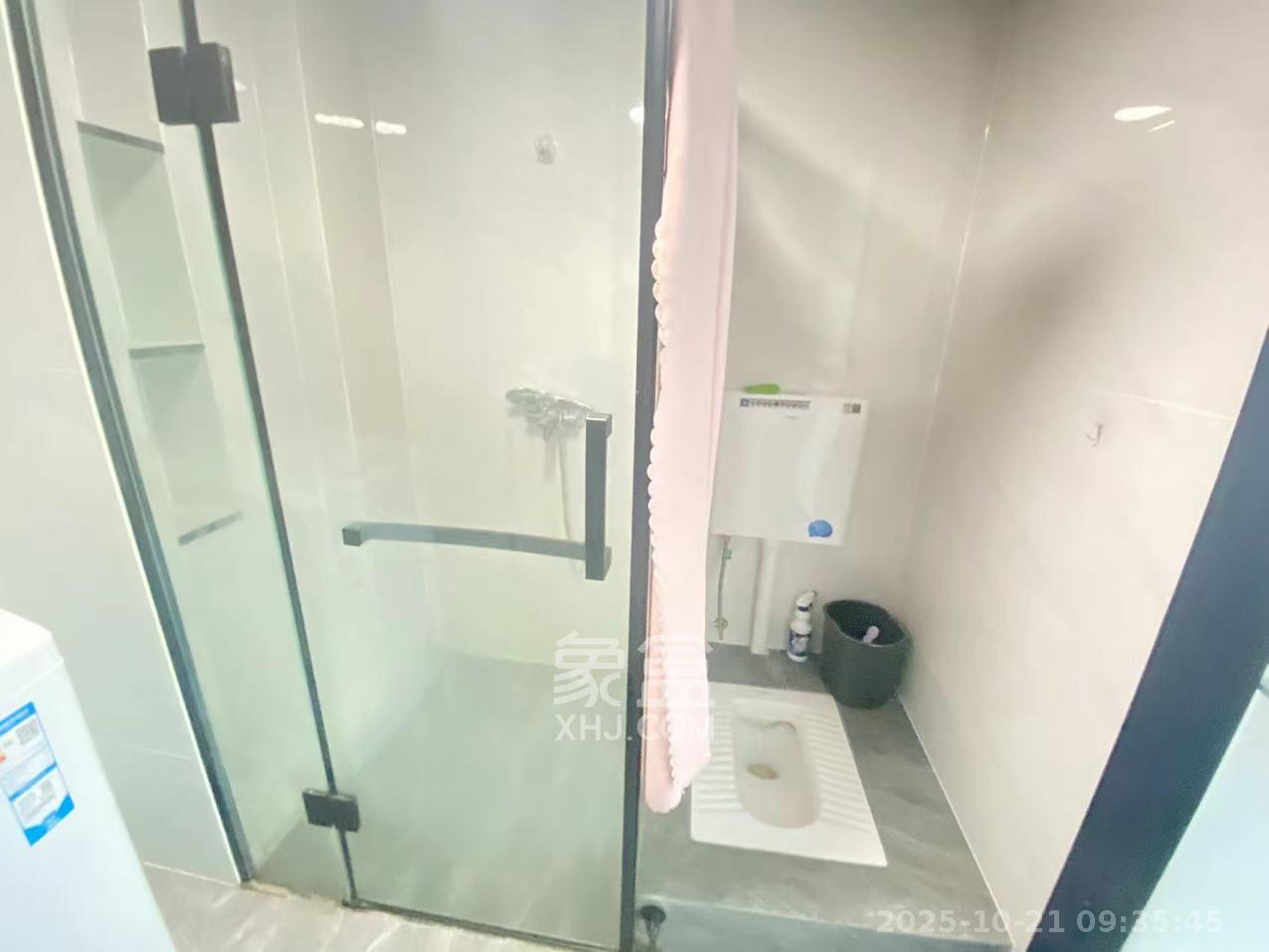 上城星座  2室1厅1卫    2300.0元/月 上城星座  2室1厅1卫    2300.0元/月室内图