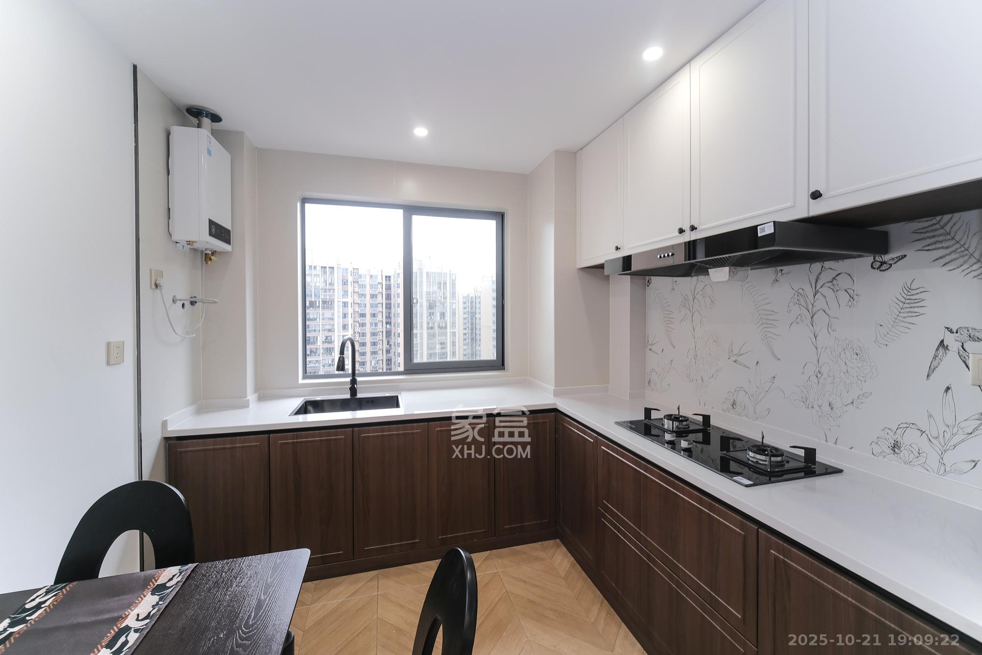 荣盛花语城  3室2厅1卫    59.8万厨房