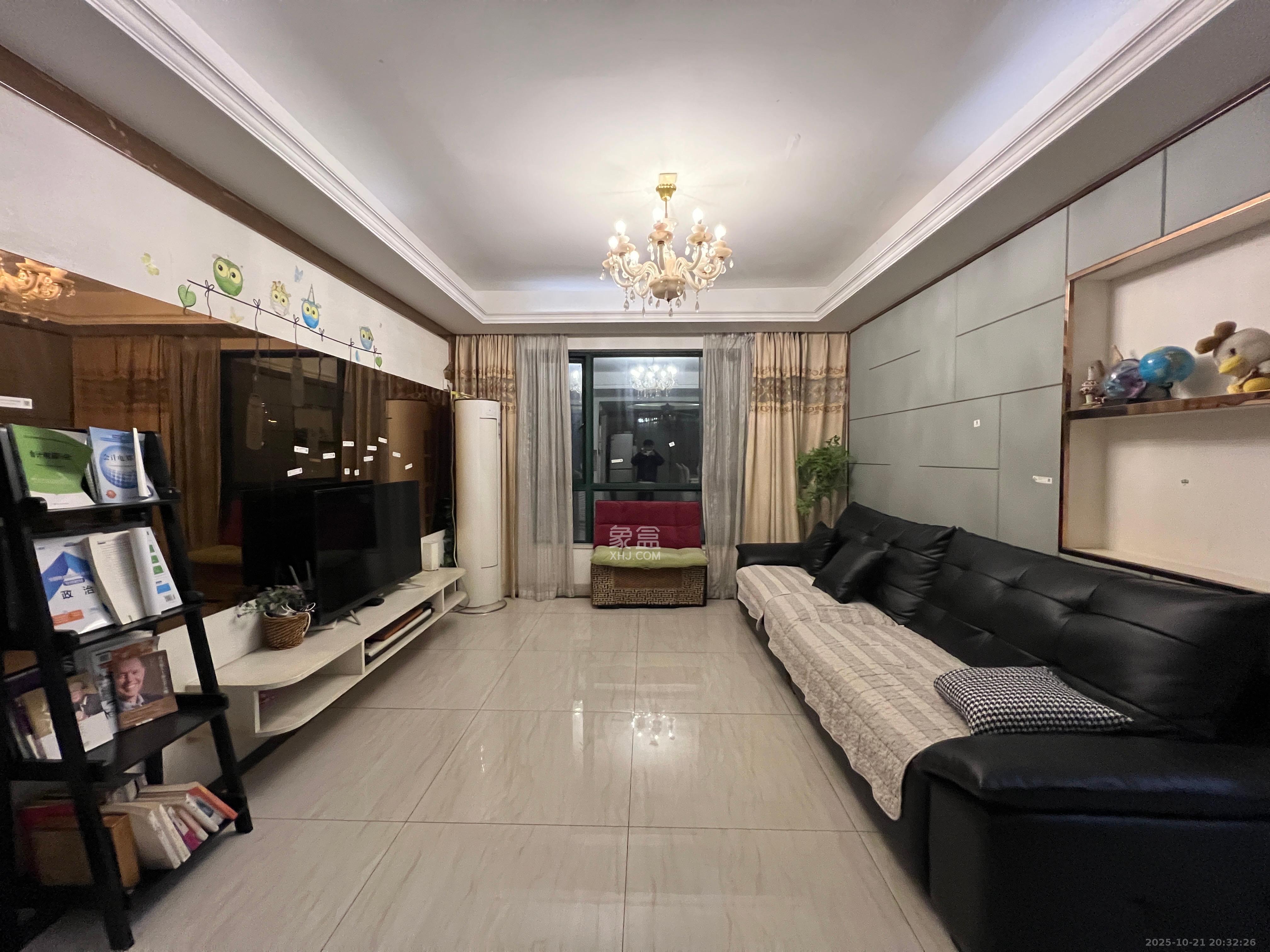 维一星城原山苑  4室2厅2卫    2450.0元/月 维一星城原山苑  4室2厅2卫    2450.0元/月室内图