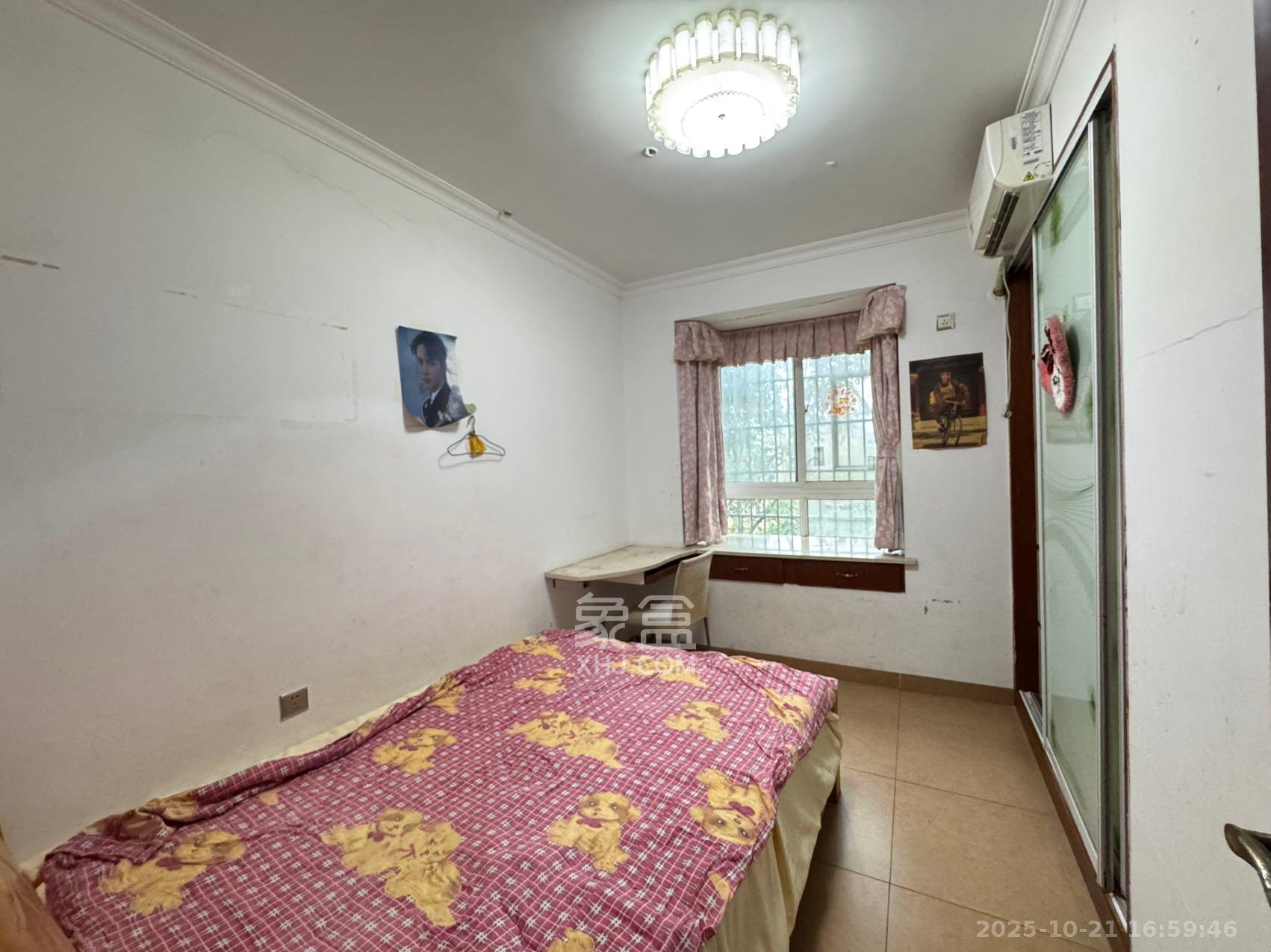 黎郡新宇熙春园  3室2厅2卫    2200.0元/月室内图