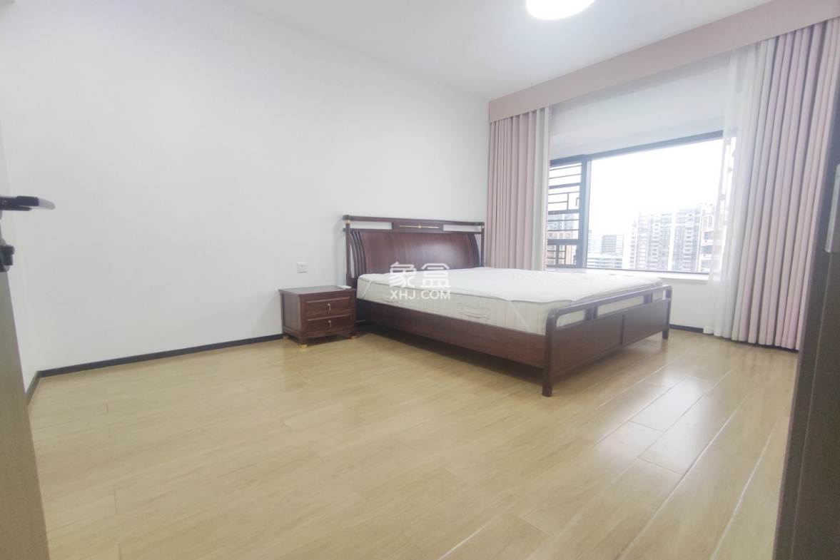 中海汇德里 3室2厅2卫 5100.0元/月 中海汇德里 3室2厅2卫 5100.0元/月室内图