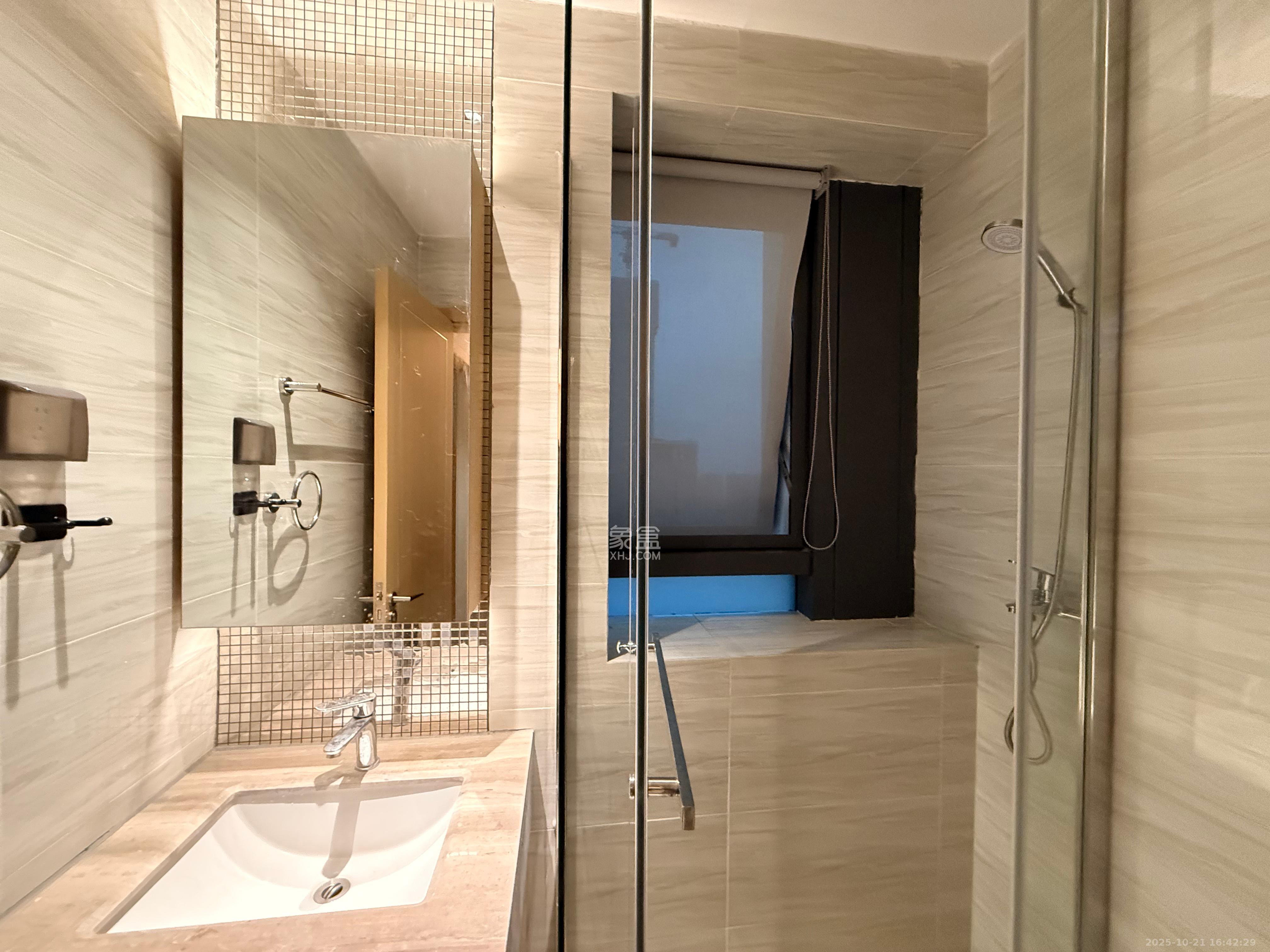 恒大珺悦府  2室2厅1卫    2300.0元/月室内图