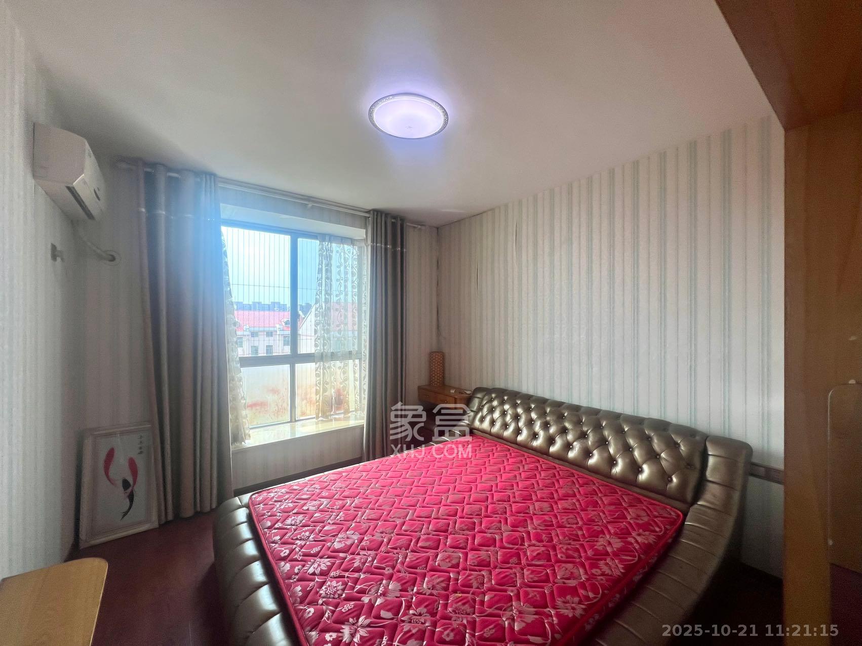 和平小区  3室2厅2卫    1500.0元/月室内图