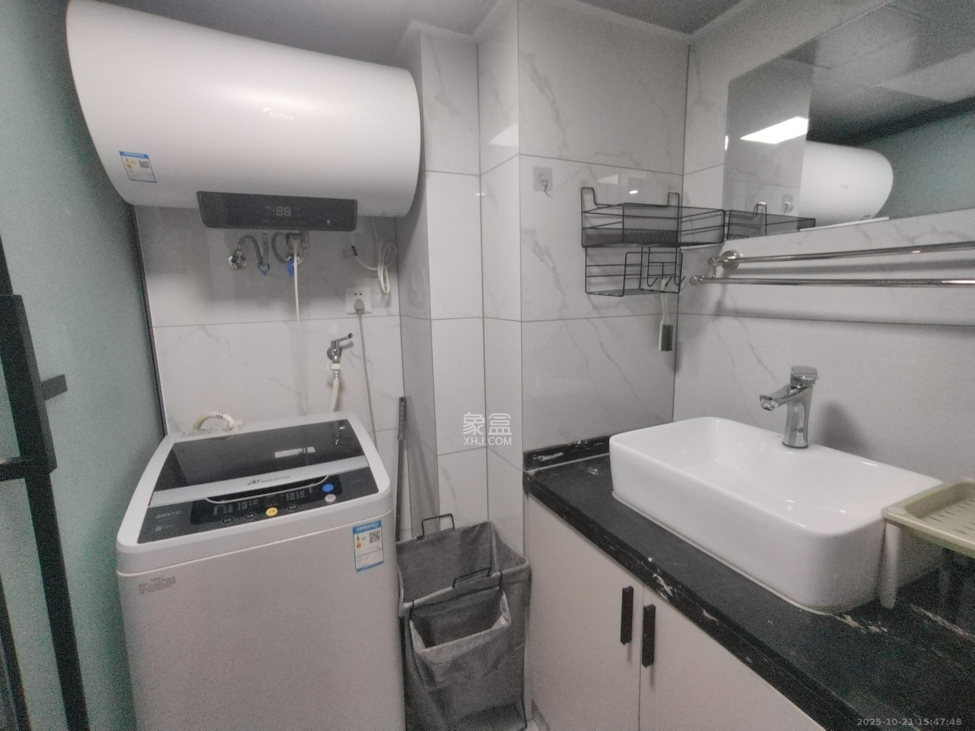 达美溪湖湾  1室1厅1卫    2200.0元/月 达美溪湖湾  1室1厅1卫    2200.0元/月室内图