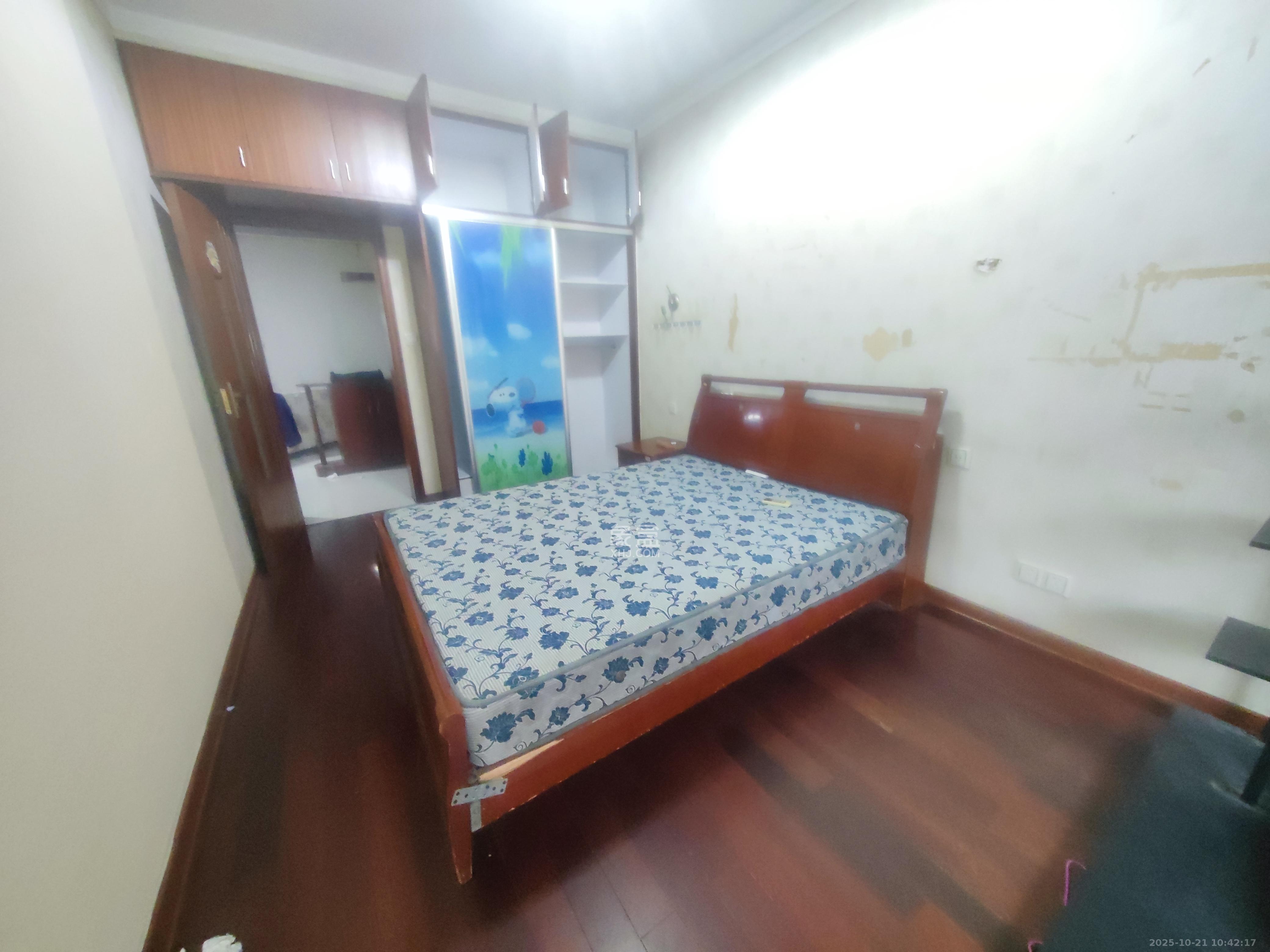 南湖路水工机械厂宿舍  2室1厅1卫    1600.0元/月室内图