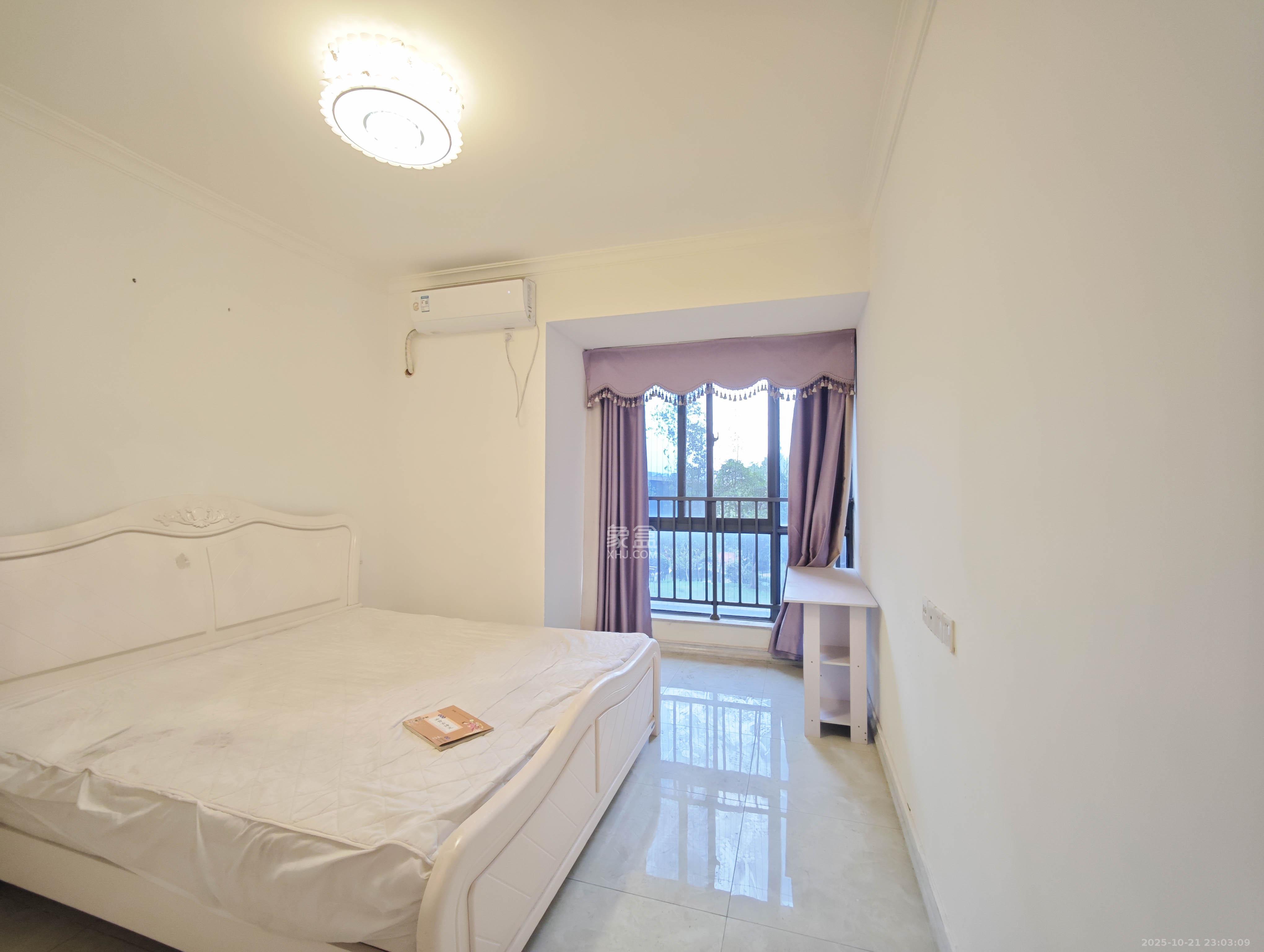 碧桂园南城首府(东宸林海) 4室2厅2卫 95.0万 碧桂园南城首府(东宸林海) 4室2厅2卫 95.0万卧室