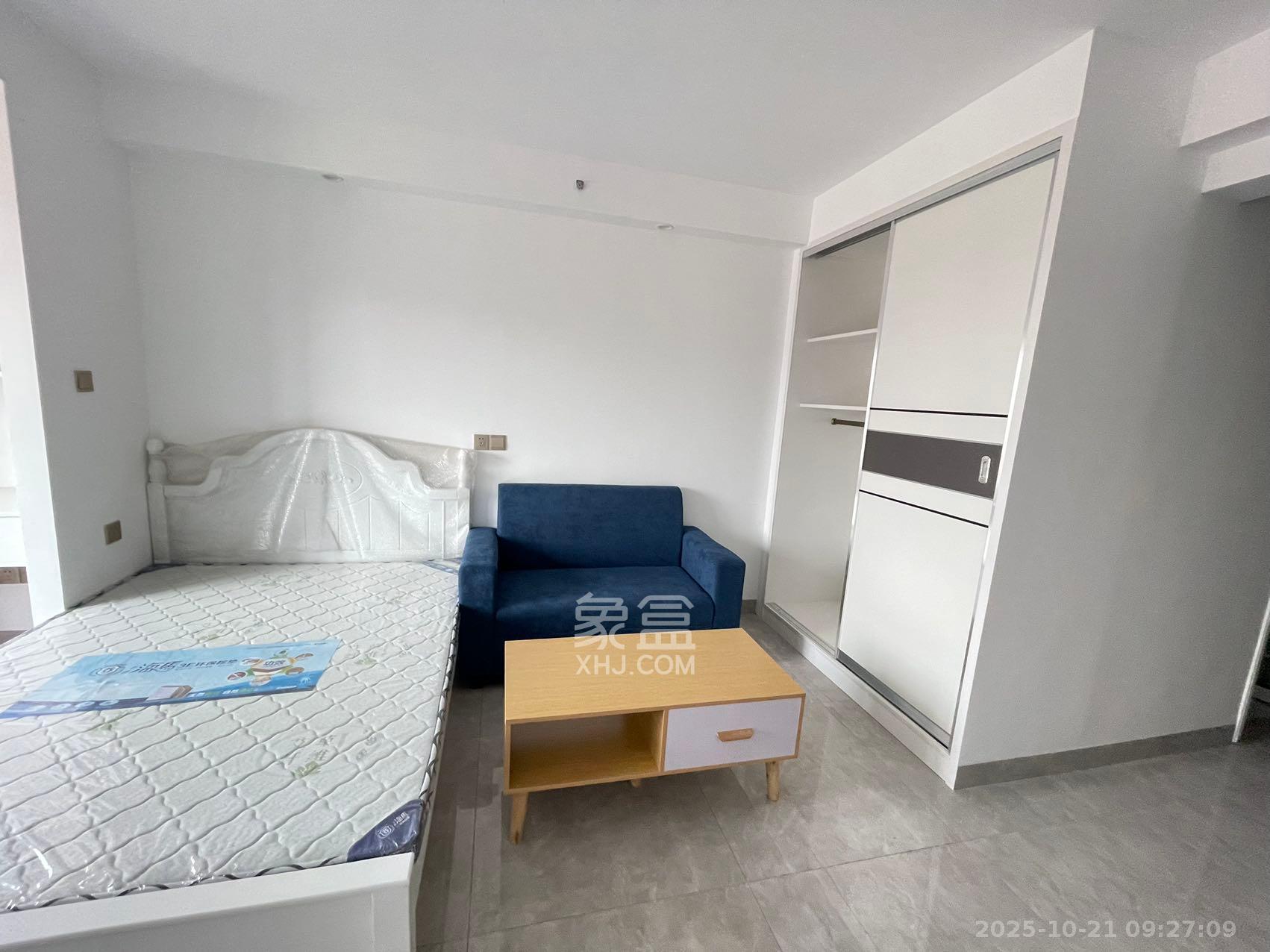 中海珑悦府  1室1厅1卫    1100.0元/月 中海珑悦府  1室1厅1卫    1100.0元/月室内图