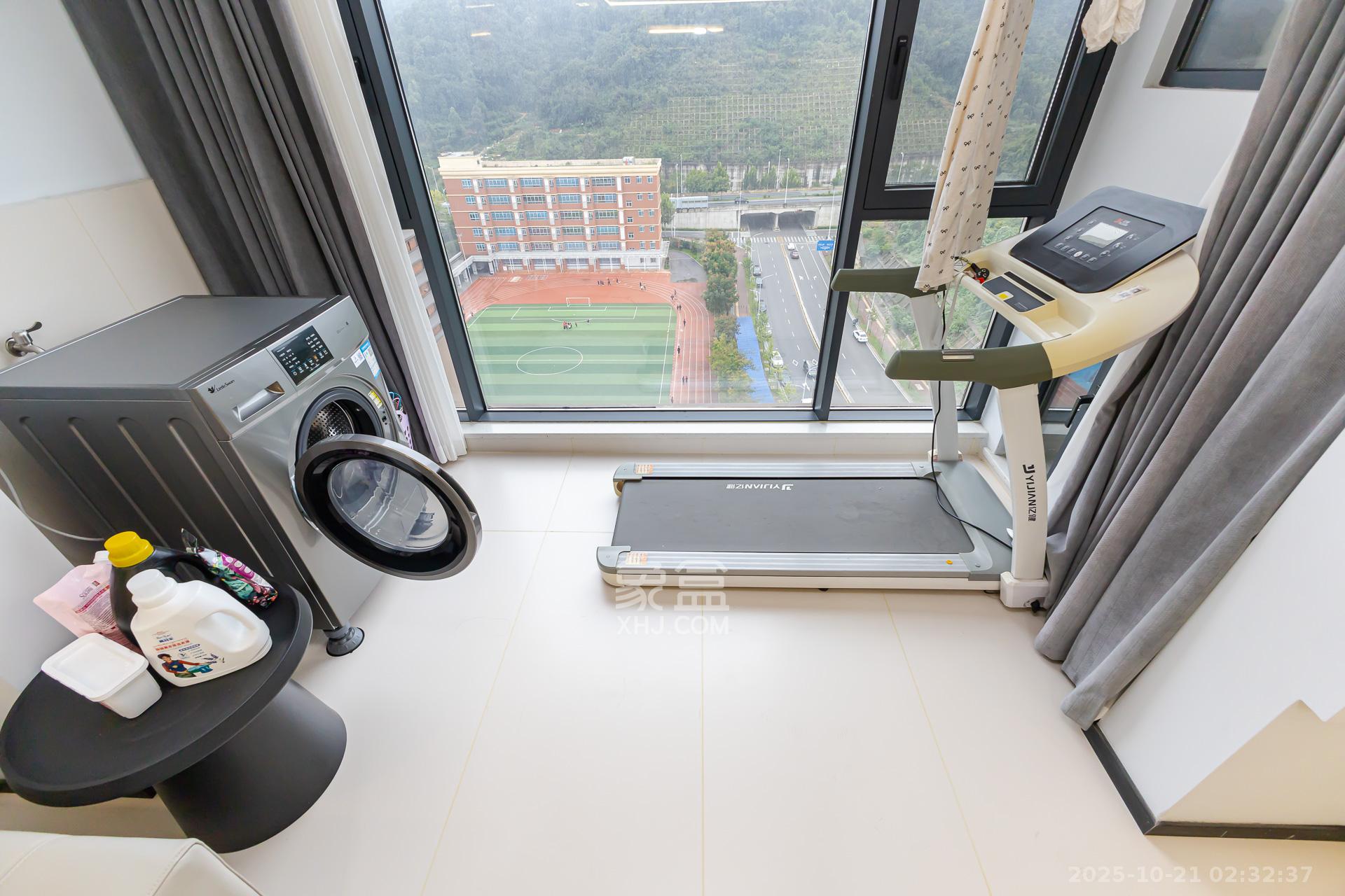 龙湖璟宸原著（龙湖紫宸）  4室2厅2卫    118.0万阳台