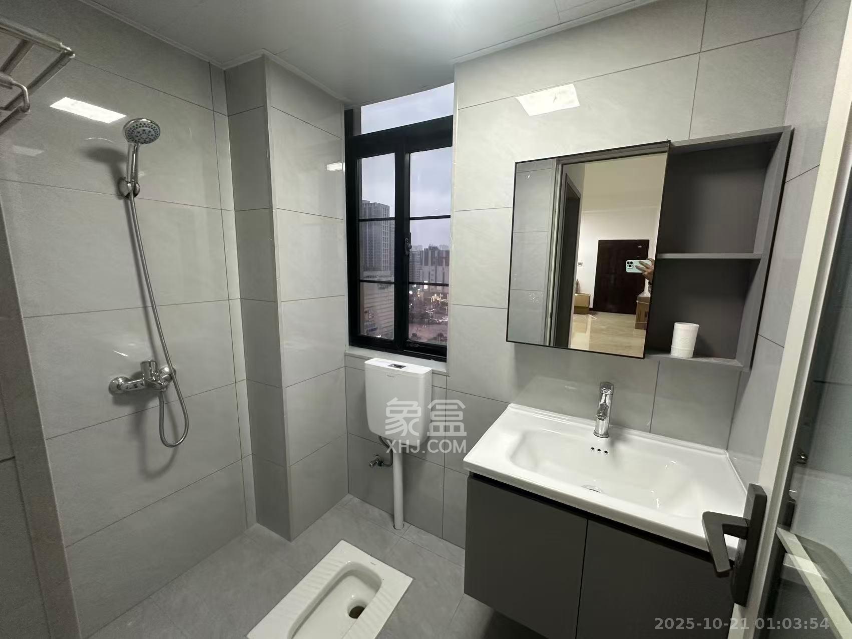 沁园春御院  3室2厅1卫    2900.0元/月 沁园春御院  3室2厅1卫    2900.0元/月