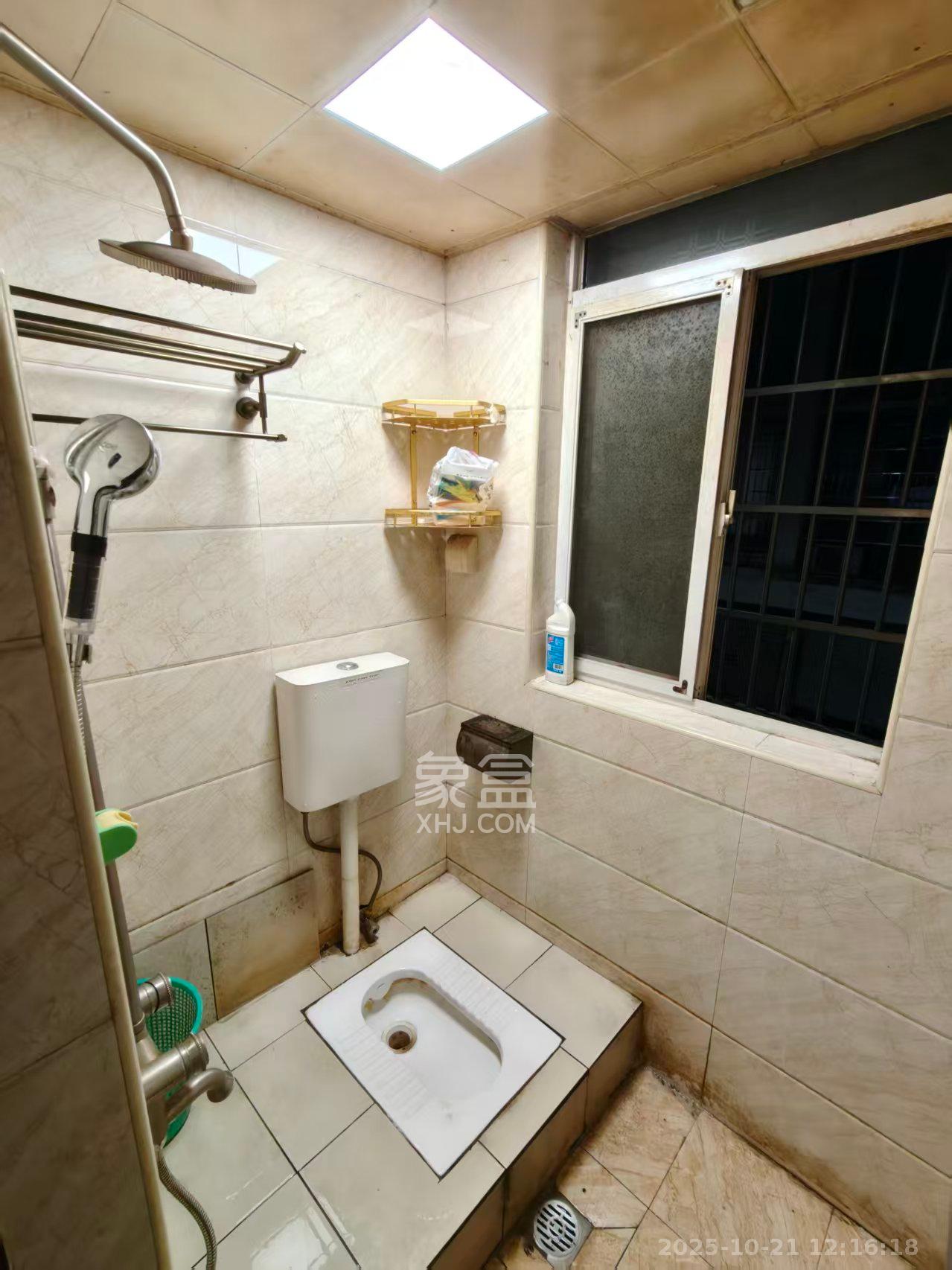 金科佳苑  3室1厅1卫    2200.0元/月 金科佳苑  3室1厅1卫    2200.0元/月室内图