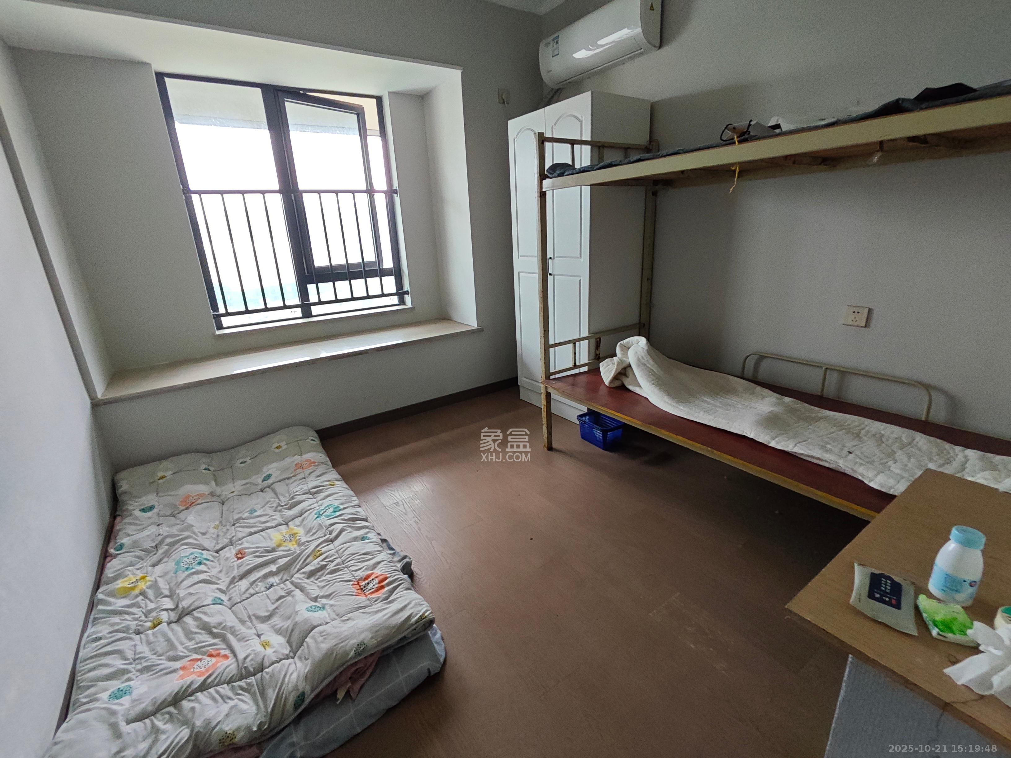 梦想麓隐天境  4室2厅2卫    3500.0元/月室内图