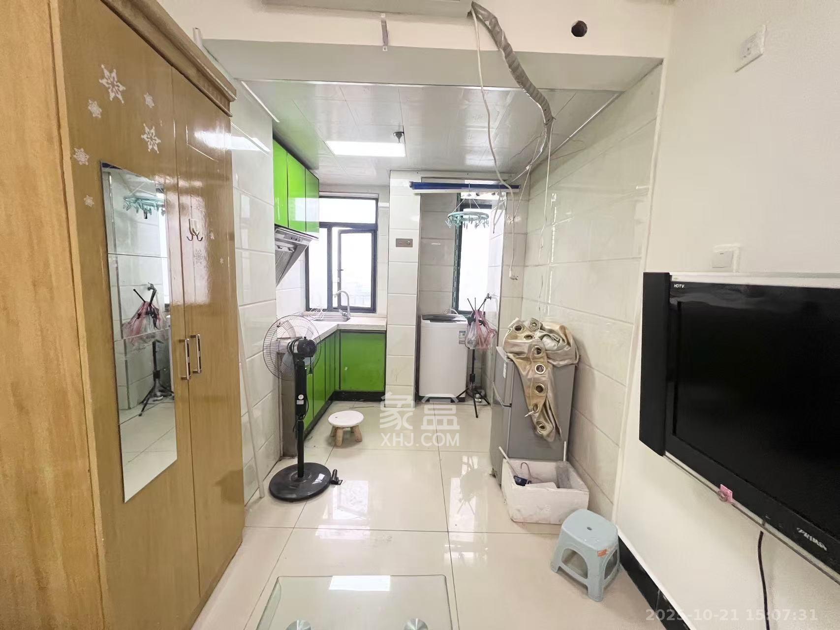 保利麓谷林语I区  1室1厅1卫    1100.0元/月室内图