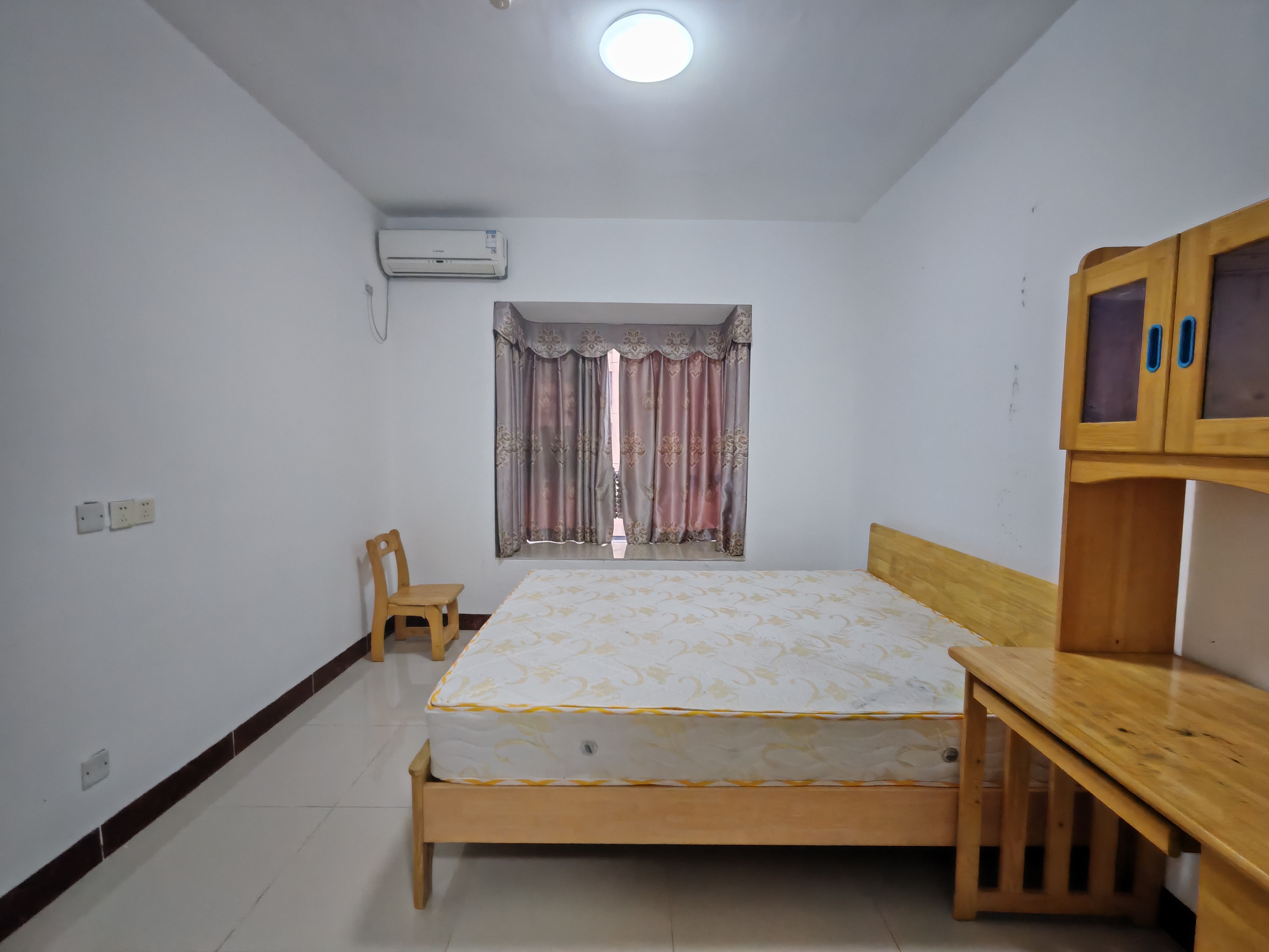 美舍嘉苑一期 3室2厅2卫 2600.0元/月 美舍嘉苑一期 3室2厅2卫 2600.0元/月室内图