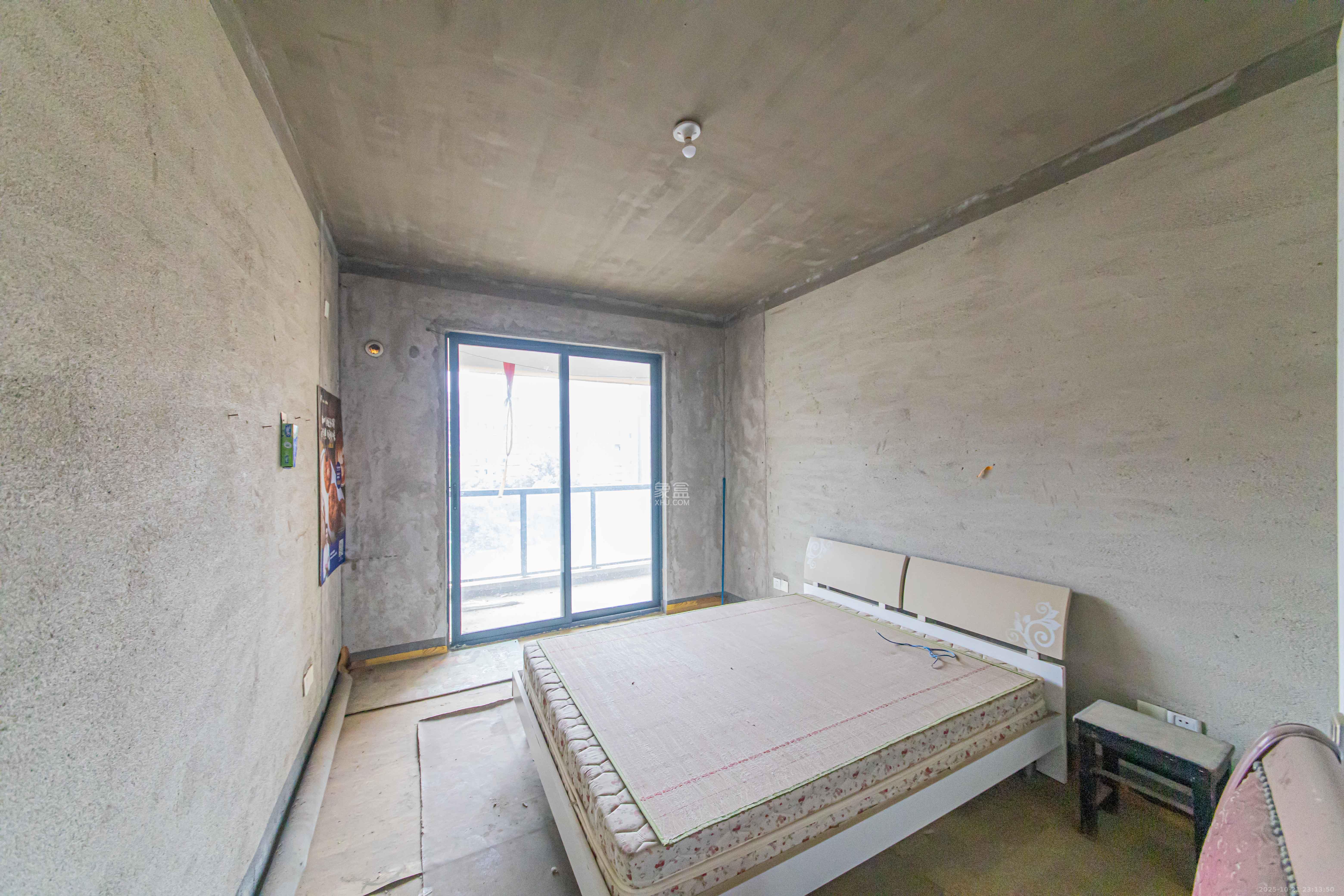 鑫远尚玺苑 4室2厅2卫 230.0万 鑫远尚玺苑 4室2厅2卫 230.0万卧室