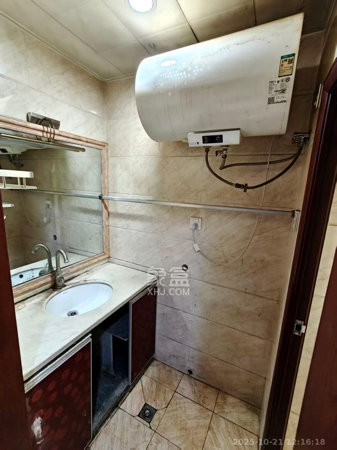 金科佳苑  3室1厅1卫    2200.0元/月 金科佳苑  3室1厅1卫    2200.0元/月室内图