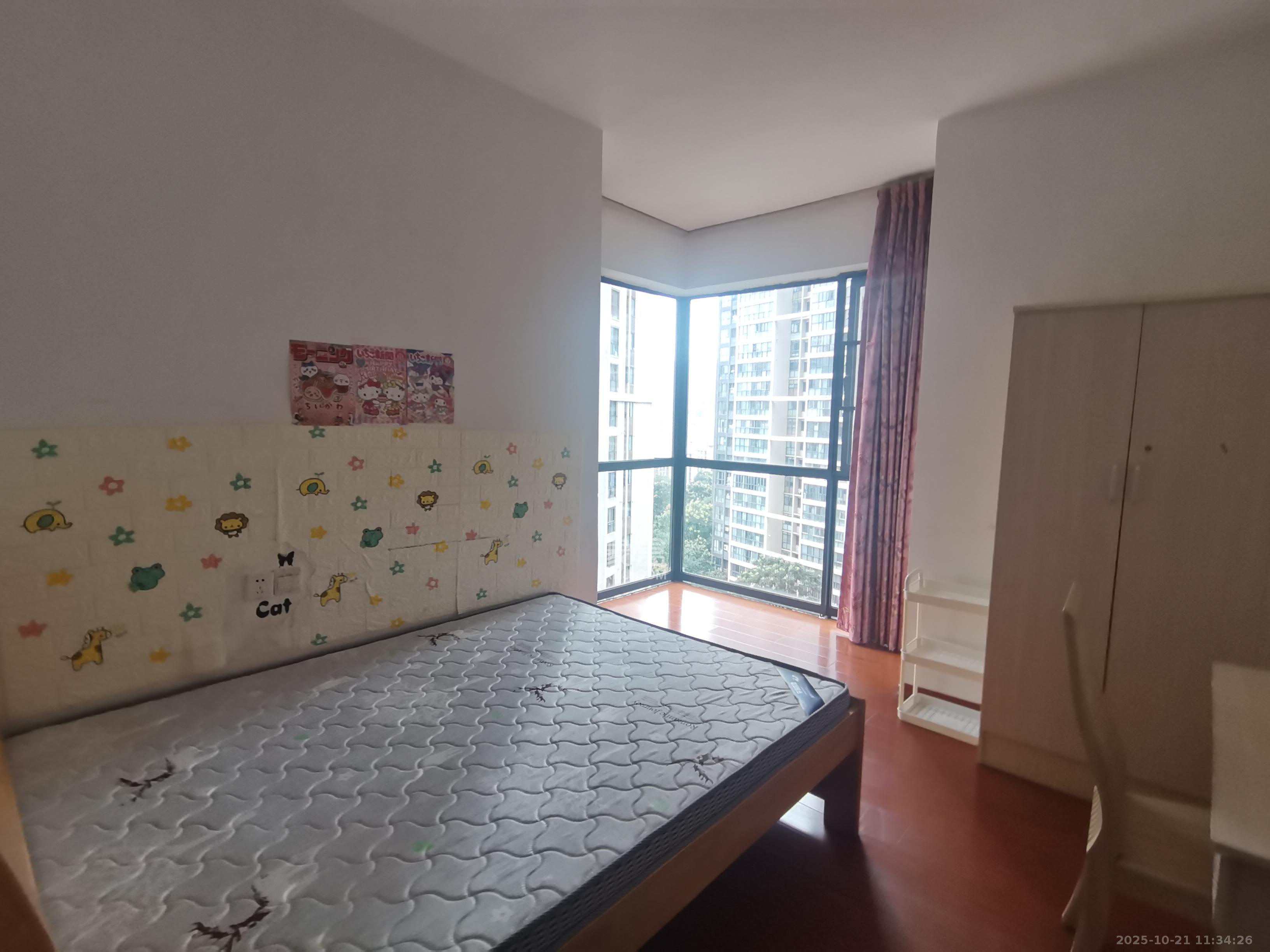 融科东南海 2室1厅1卫 1800.0元/月 融科东南海 2室1厅1卫 1800.0元/月室内图