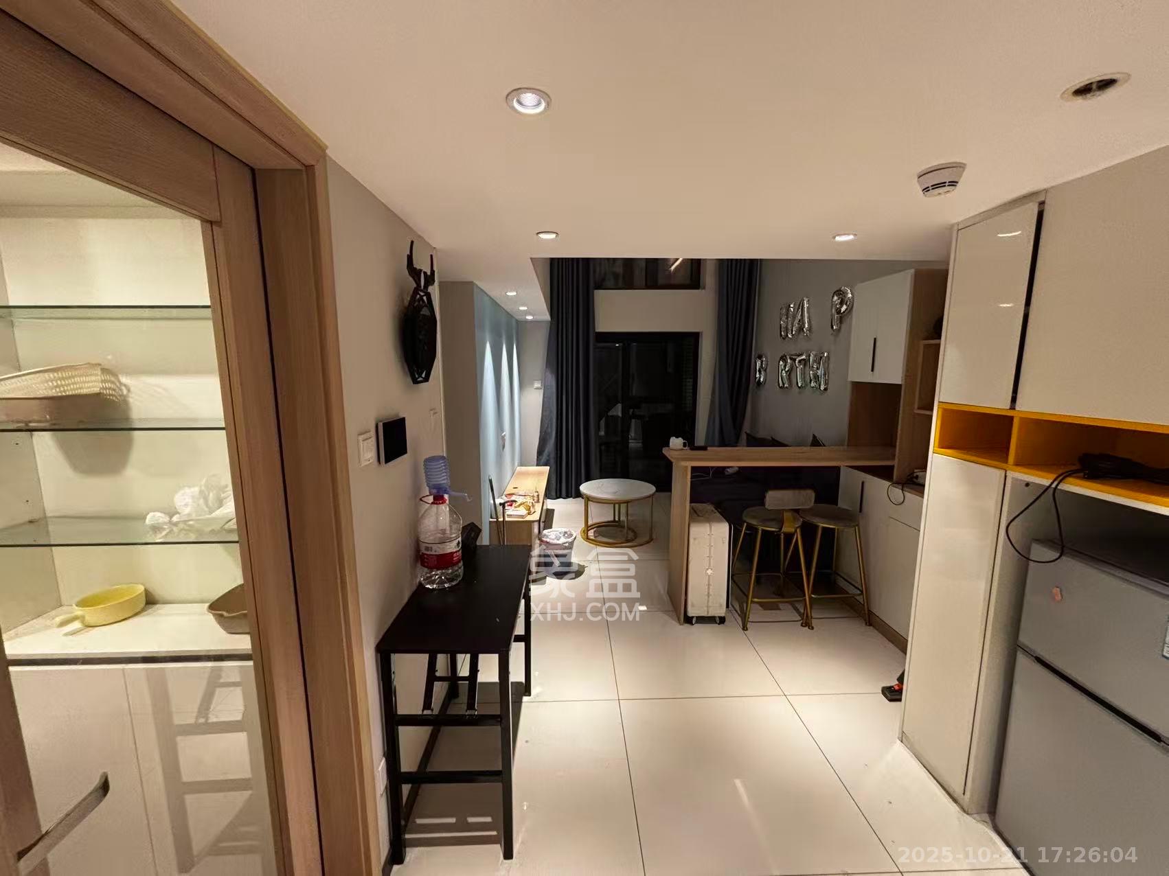 时代年华  2室1厅2卫    1800.0元/月 时代年华  2室1厅2卫    1800.0元/月