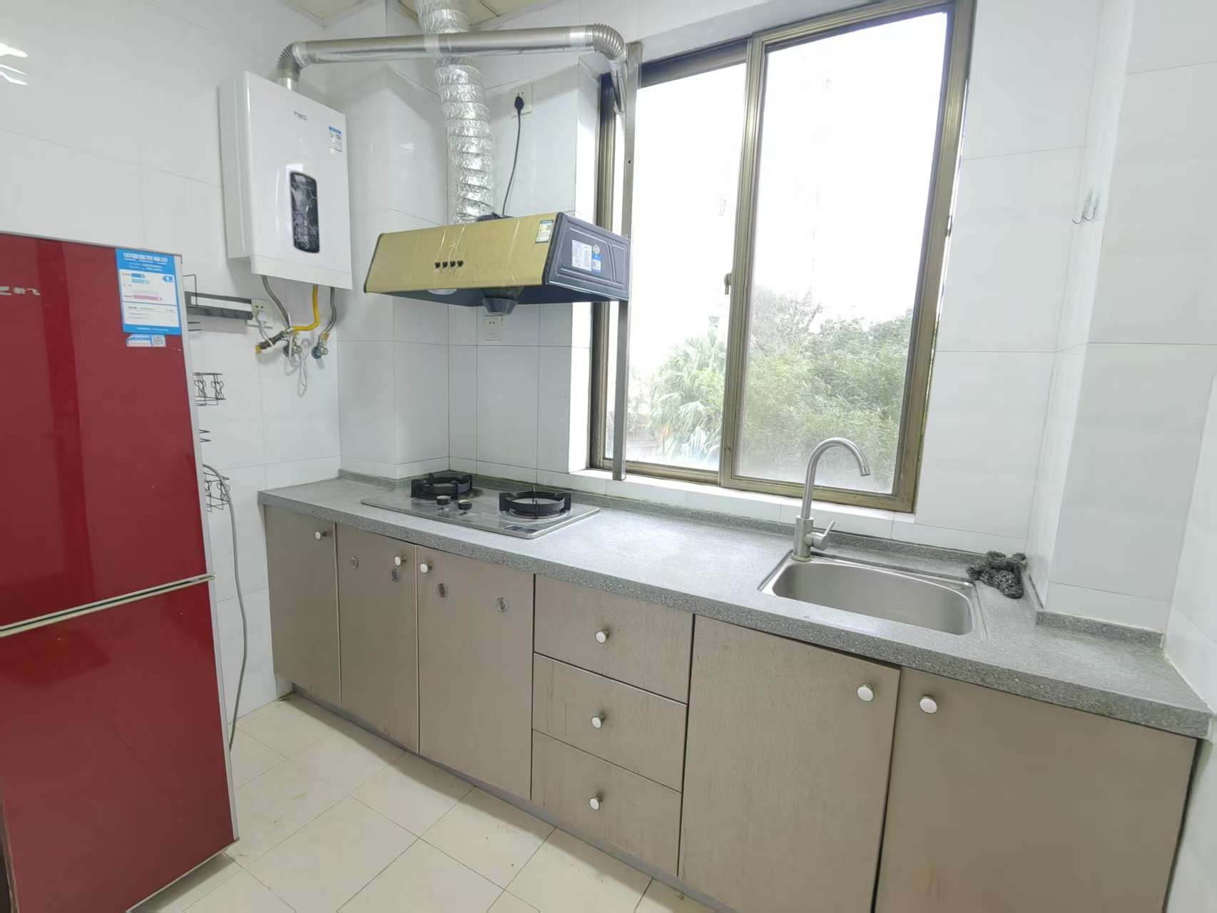 水云天  3室2厅1卫    2500.0元/月室内图