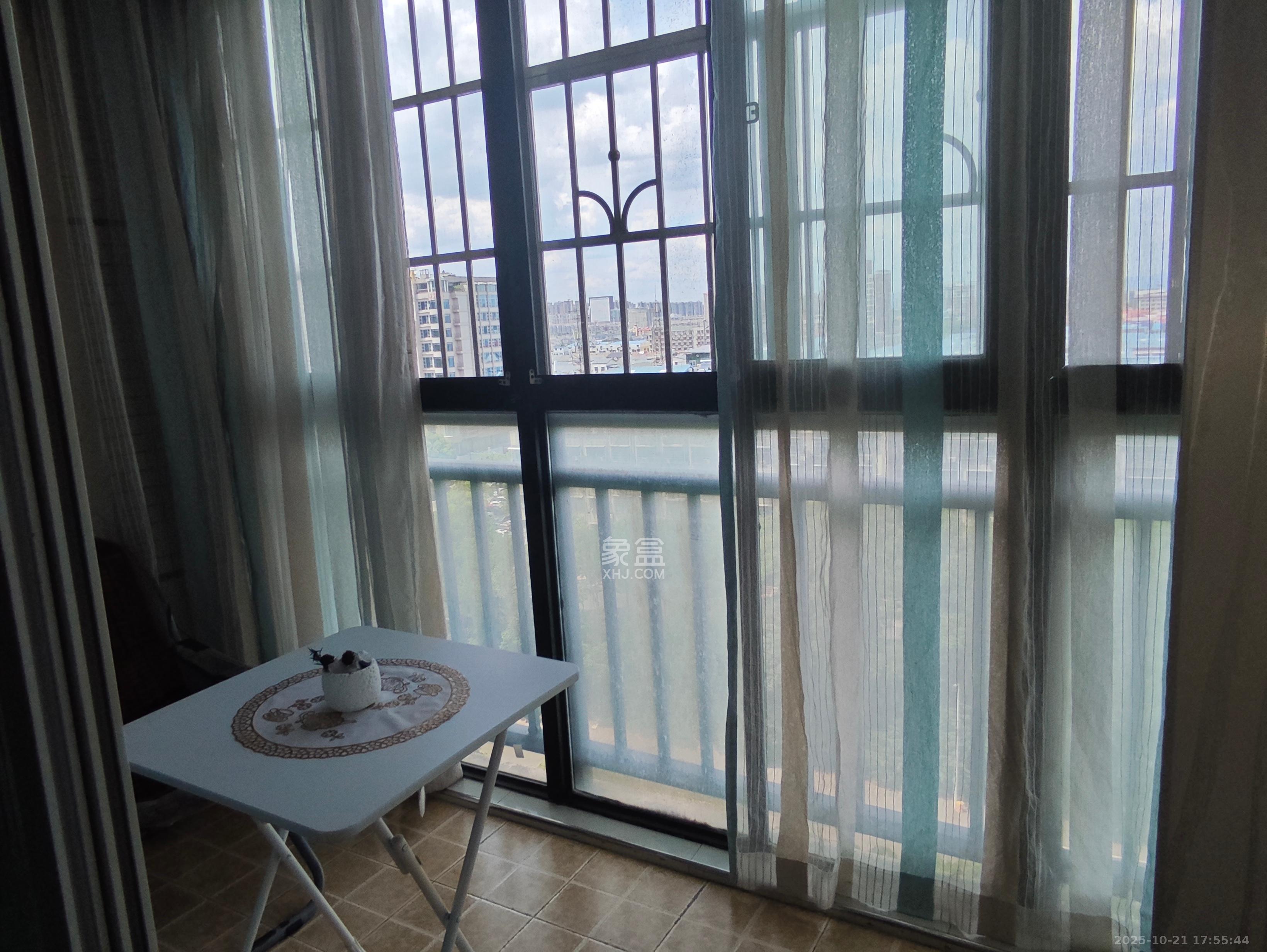 尚都花园城  2室2厅1卫    1800.0元/月 尚都花园城  2室2厅1卫    1800.0元/月室内图