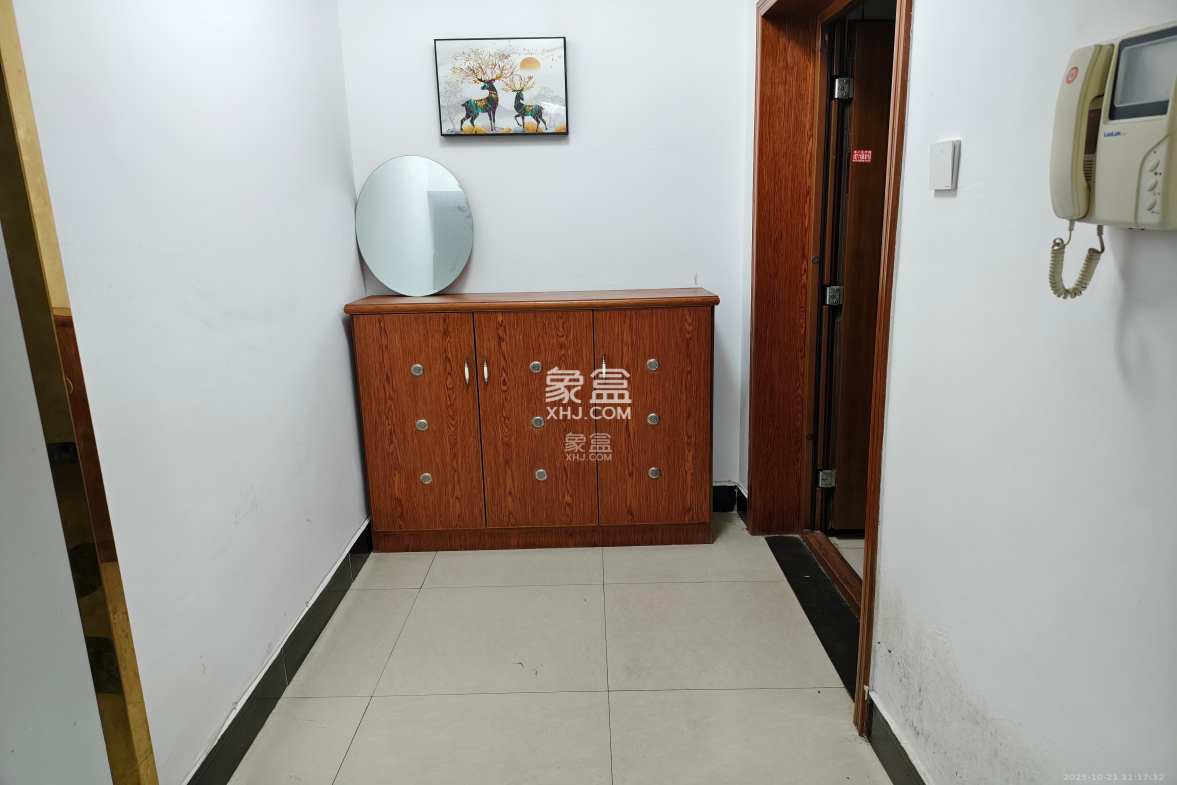 三重星都心 3室2厅2卫 3000.0元/月 三重星都心 3室2厅2卫 3000.0元/月室内图