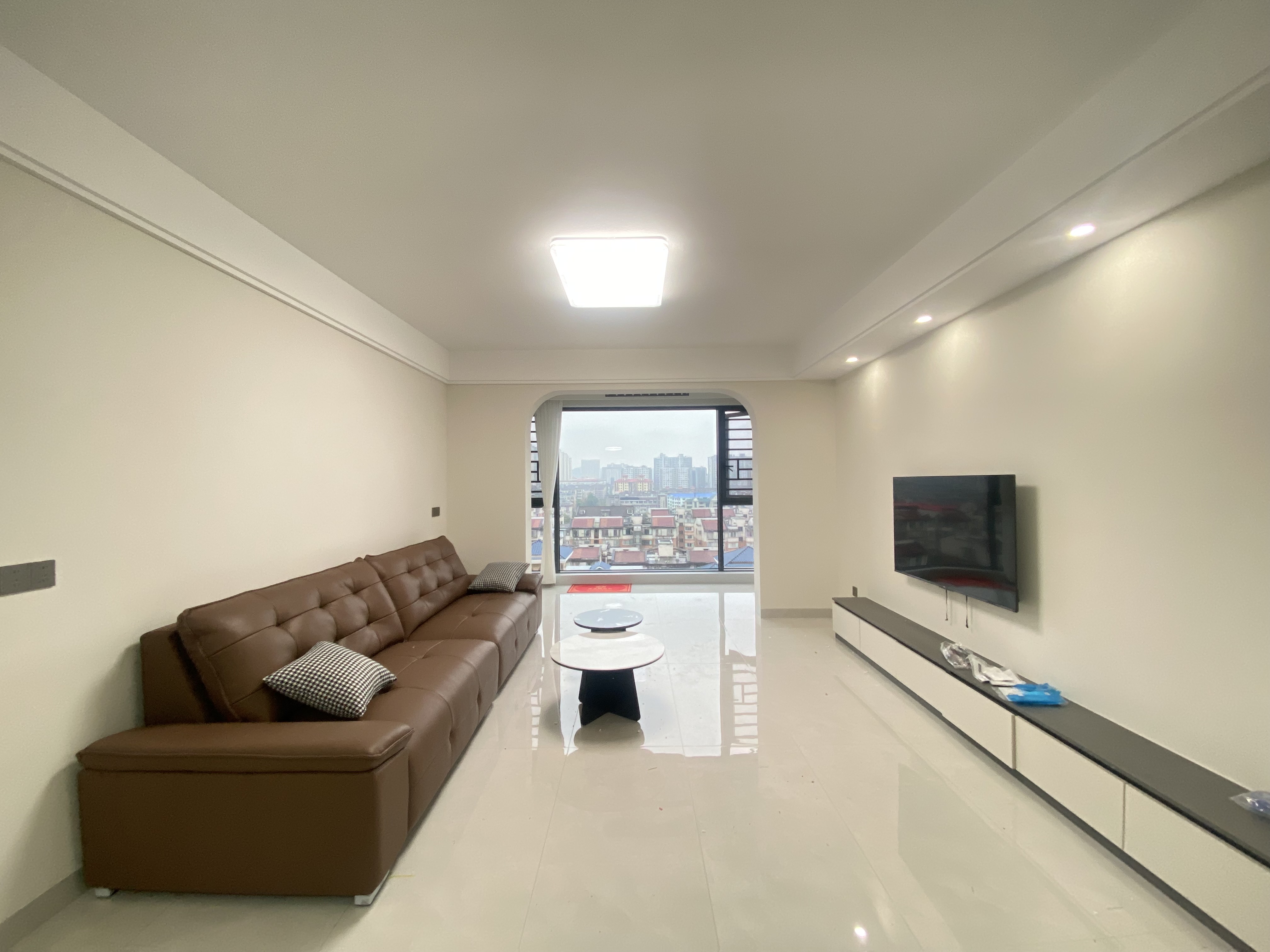 益阳印象 3室2厅2卫 2800.0元/月 益阳印象 3室2厅2卫 2800.0元/月户型图