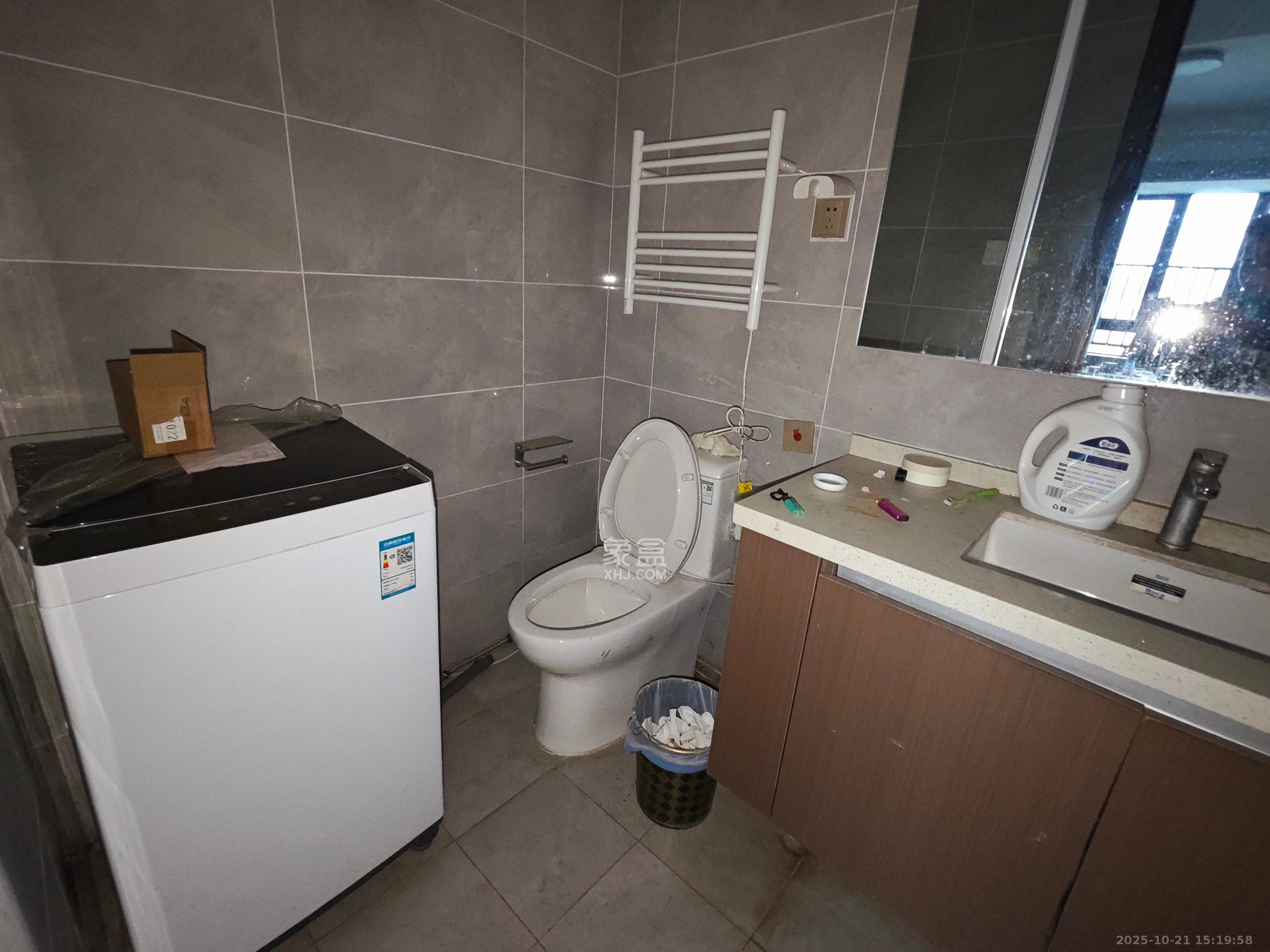 梦想麓隐天境  4室2厅2卫    3500.0元/月室内图