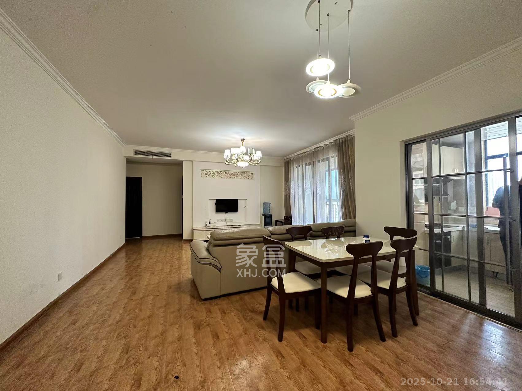 玛丽的花园（金色阳光家园）  3室2厅2卫    2000.0元/月室内图