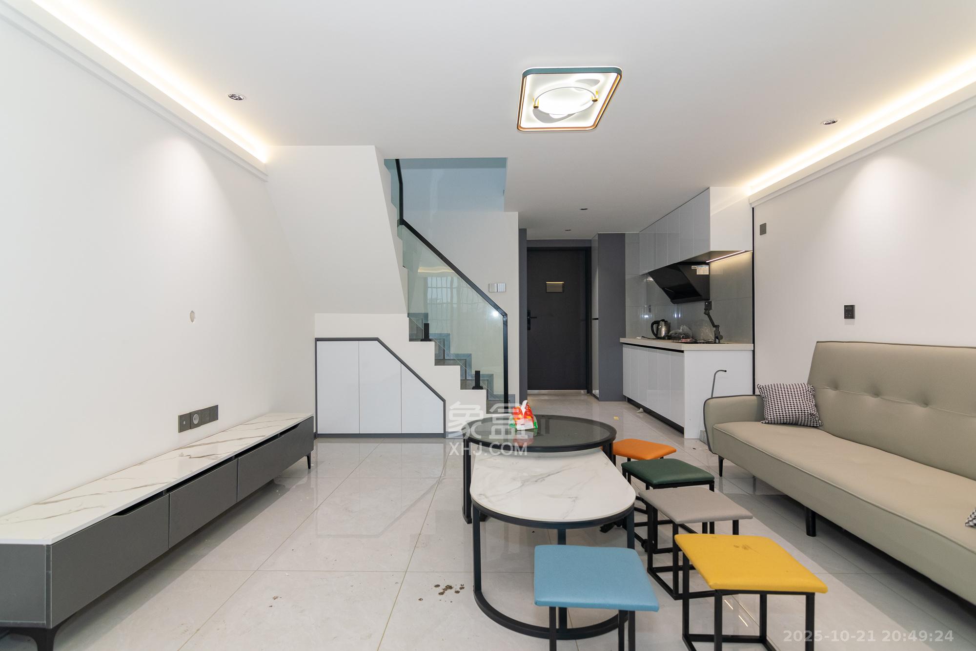 才子城 1室1厅1卫 25.0万 才子城 1室1厅1卫 25.0万客厅