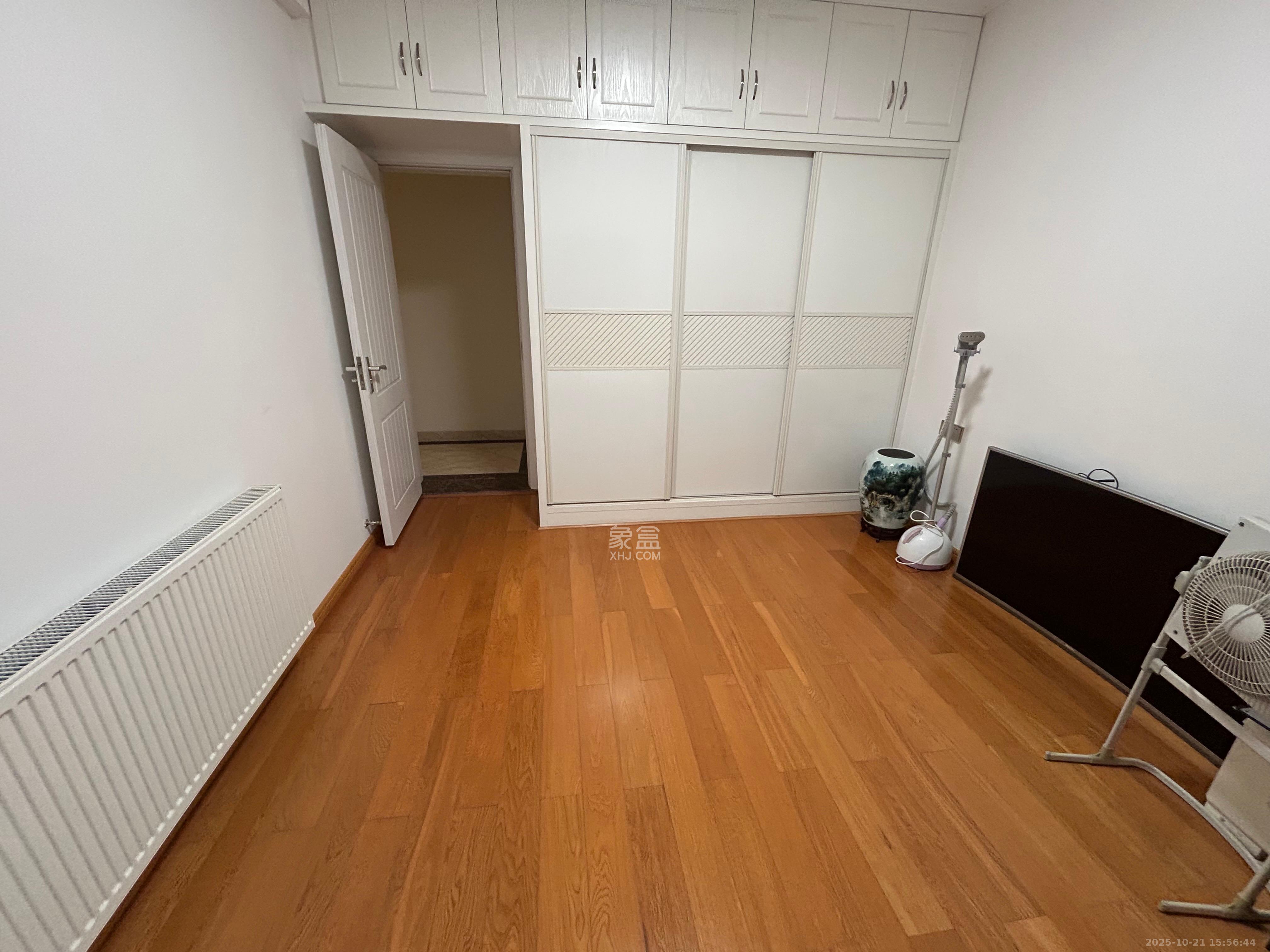 归心苑  5室2厅2卫    5000.0元/月室内图