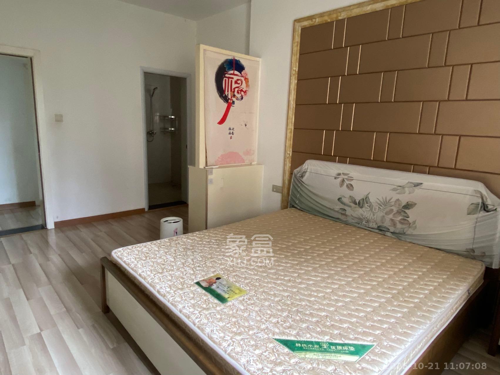 宏聚地中海  3室2厅2卫    2400.0元/月室内图