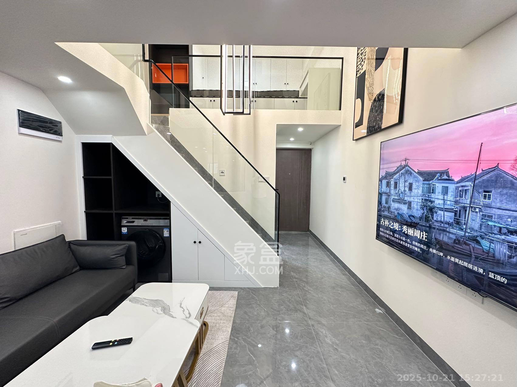 卓越中寰  2室1厅1卫    2800.0元/月 卓越中寰  2室1厅1卫    2800.0元/月室内图