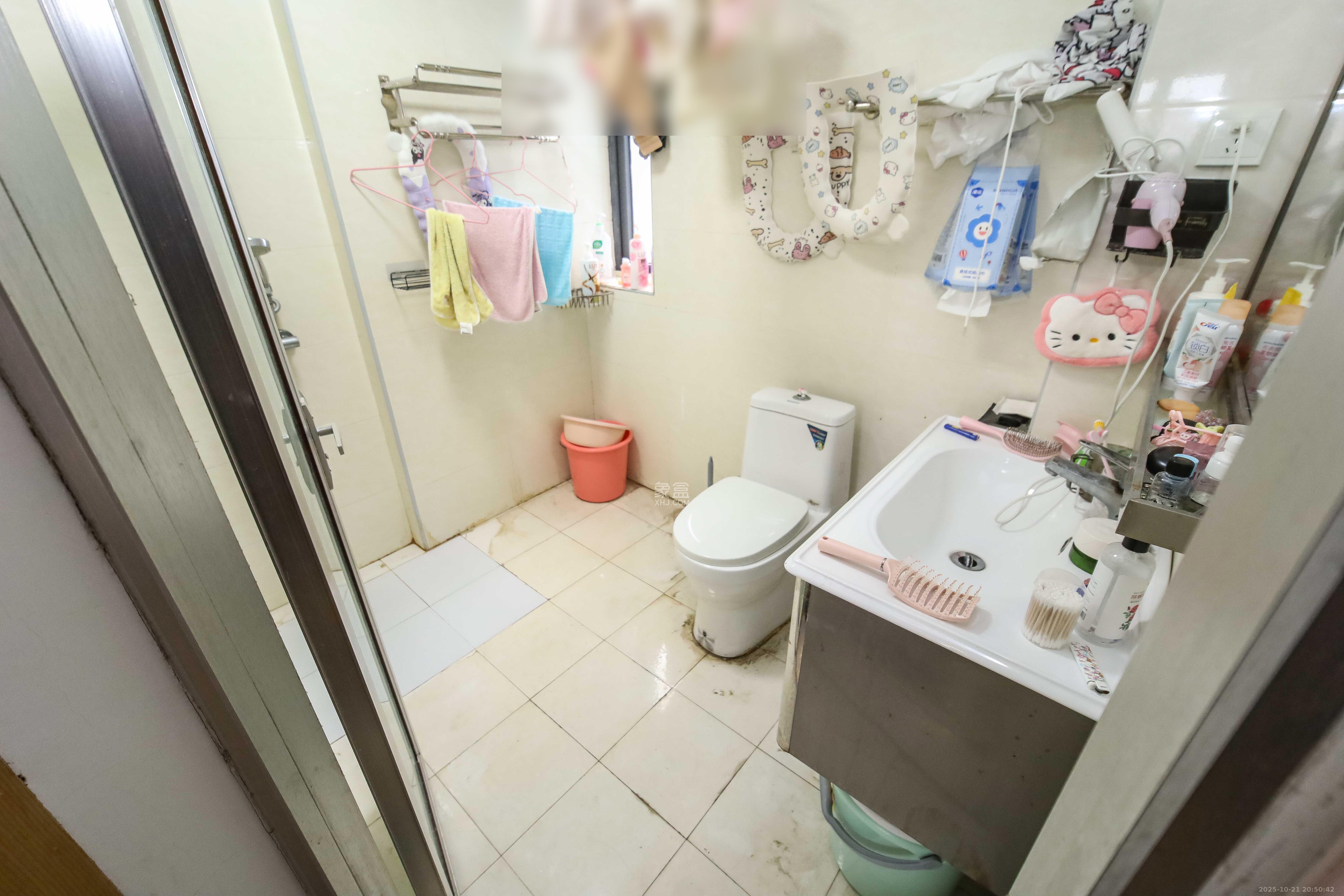 长房东郡  3室2厅2卫    138.0万其他