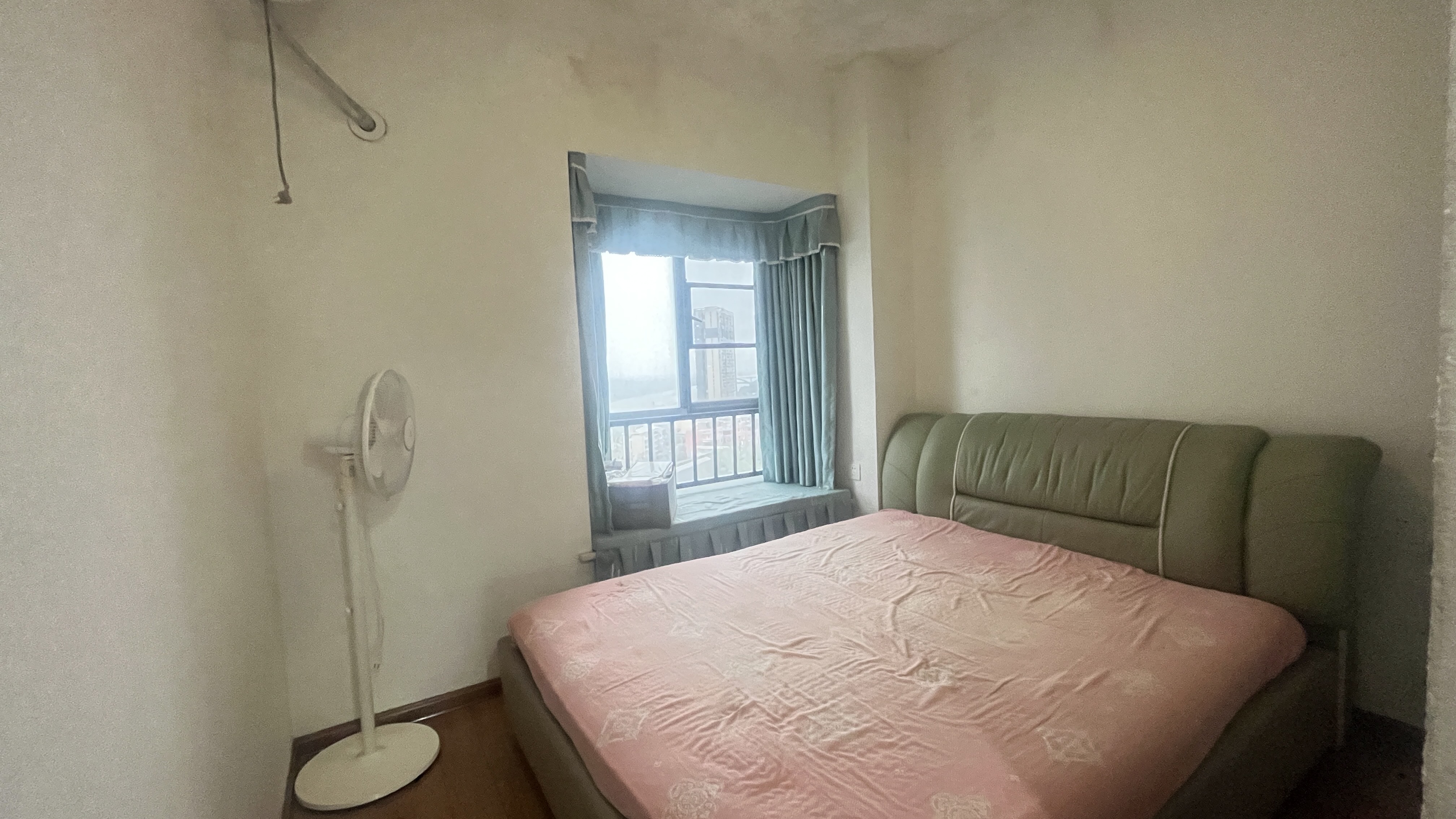 太一御江城 3室2厅2卫 1800.0元/月 太一御江城 3室2厅2卫 1800.0元/月室内图