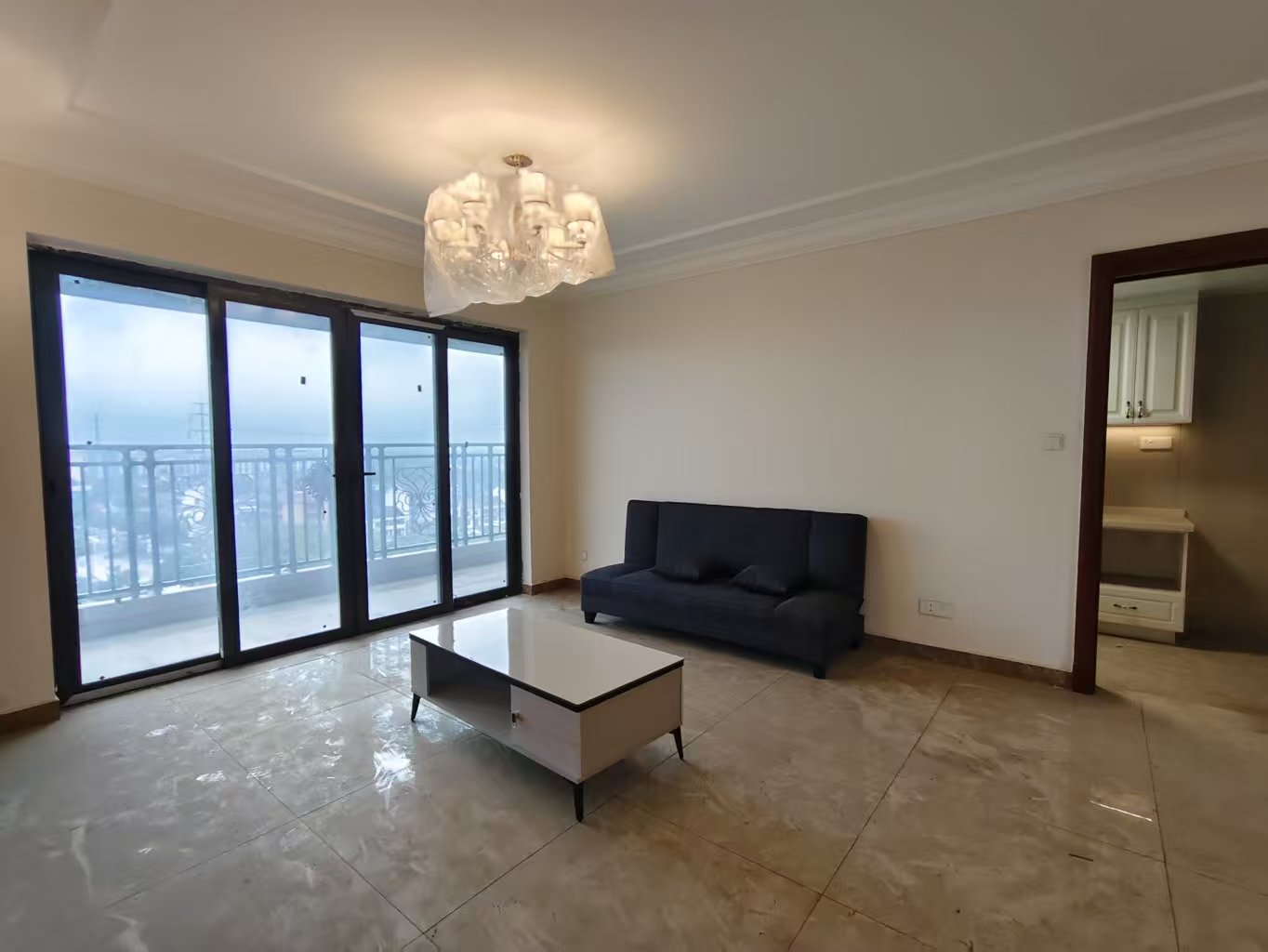 恒大名都  3室2厅2卫    1800.0元/月室内图