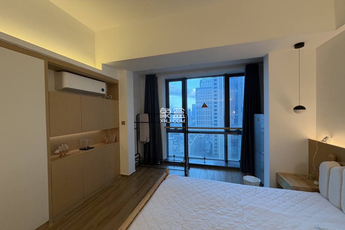 海航豪庭南苑  1室0厅1卫    2600.0元/月 海航豪庭南苑  1室0厅1卫    2600.0元/月室内图