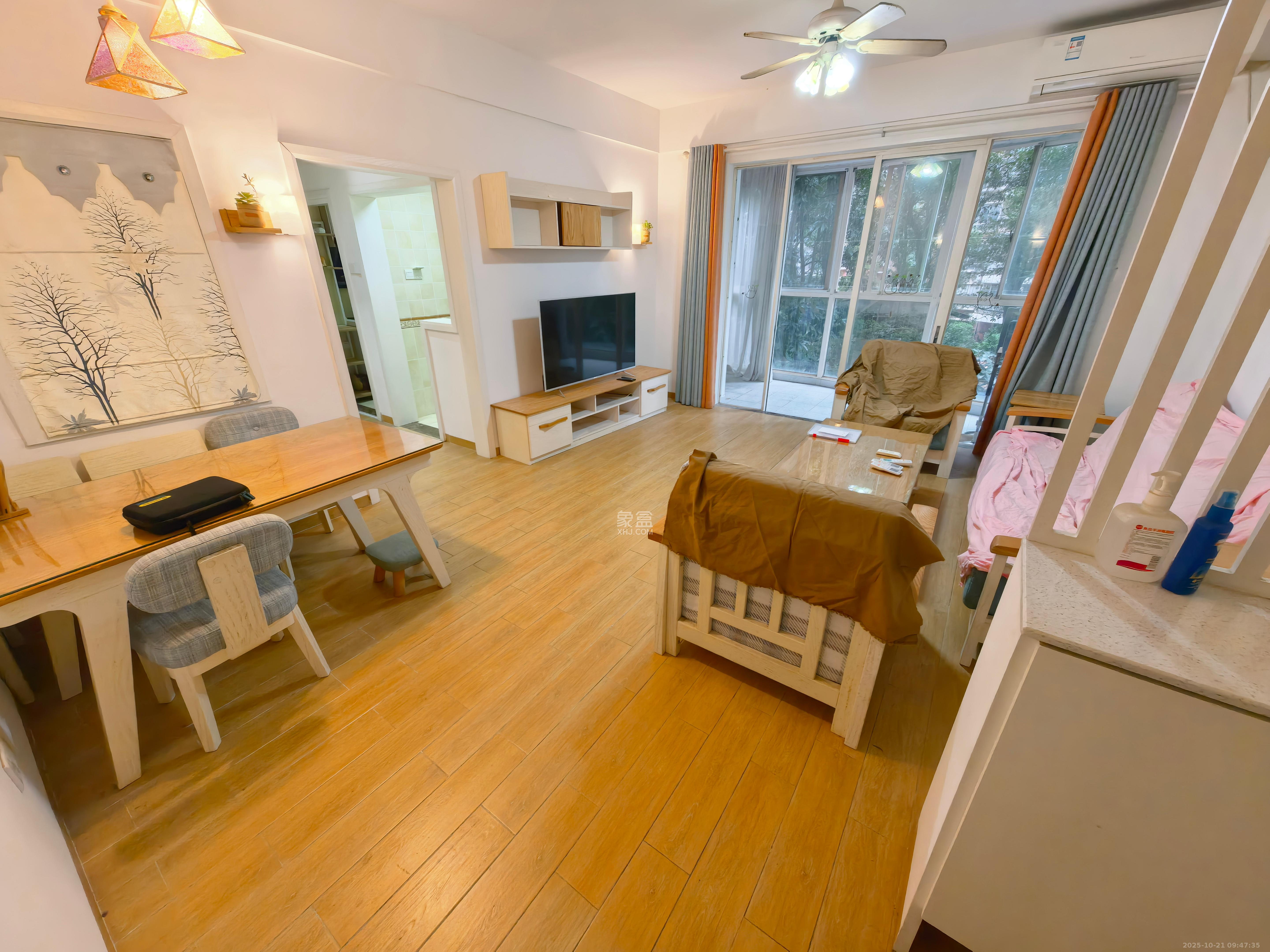 一心花苑  2室1厅1卫    2600.0元/月室内图