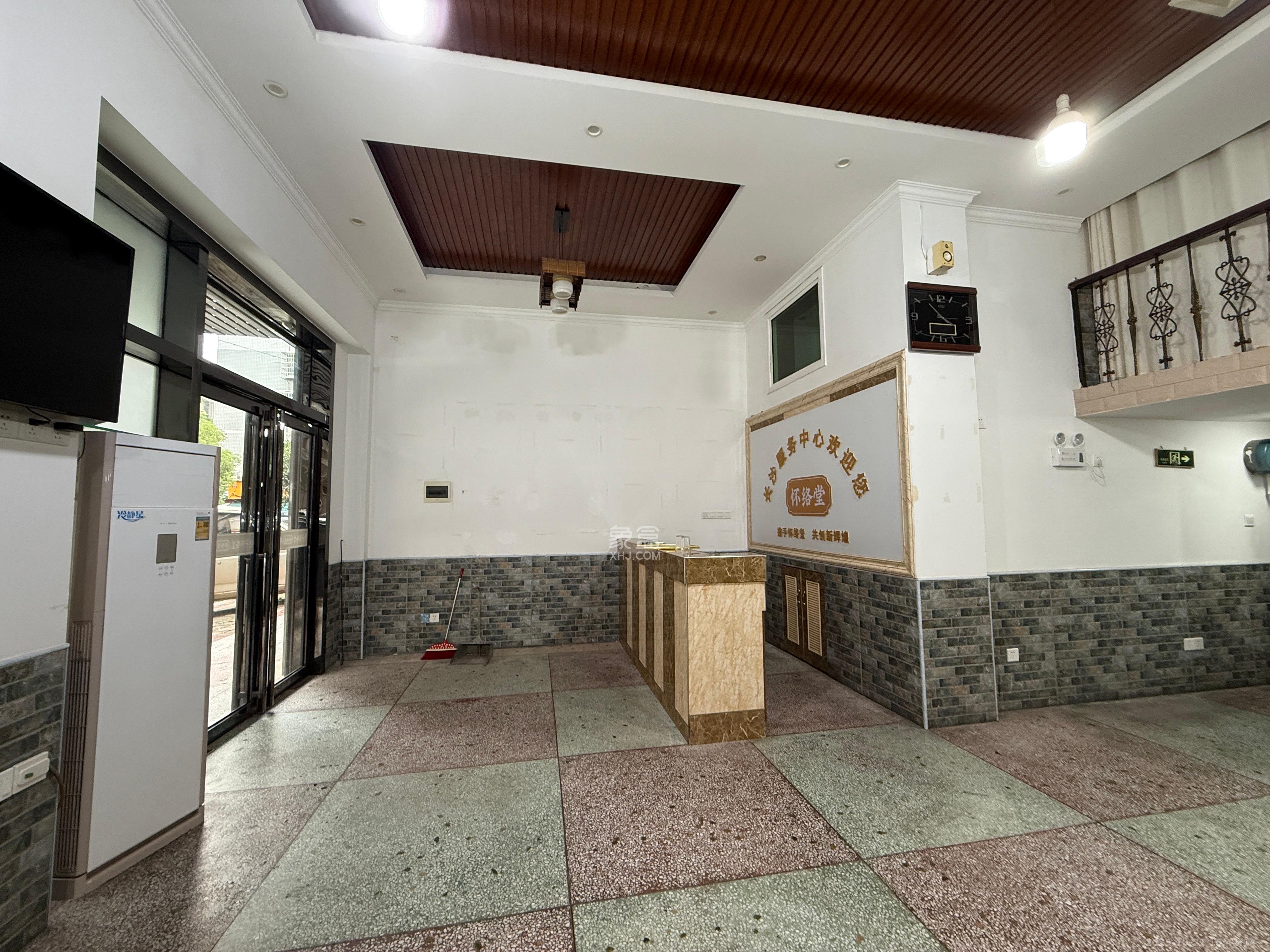 松雅安置小区 1室1厅2卫 3000.0元/月 松雅安置小区 1室1厅2卫 3000.0元/月室内图