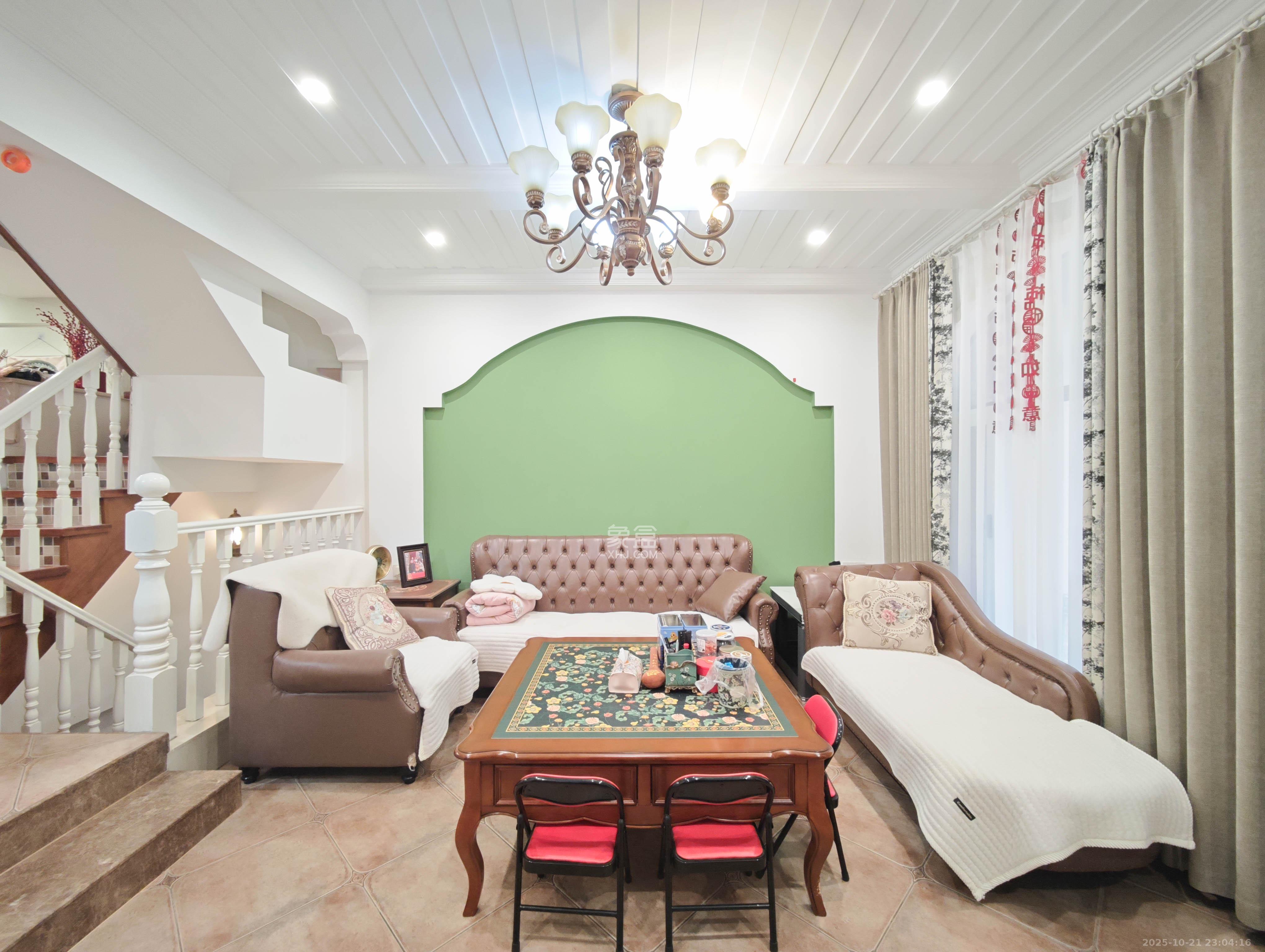 保利城(中航城国际社区、郡原美村)  4室2厅2卫    328.0万 保利城(中航城国际社区、郡原美村)  4室2厅2卫    328.0万客厅