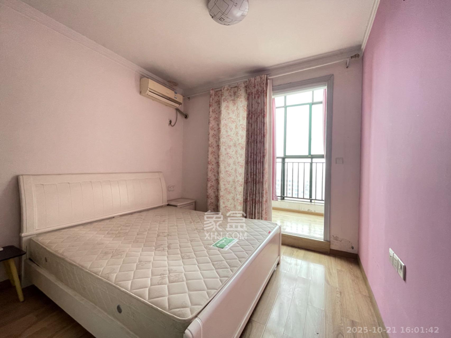 天城尚品  2室1厅1卫    1800.0元/月室内图