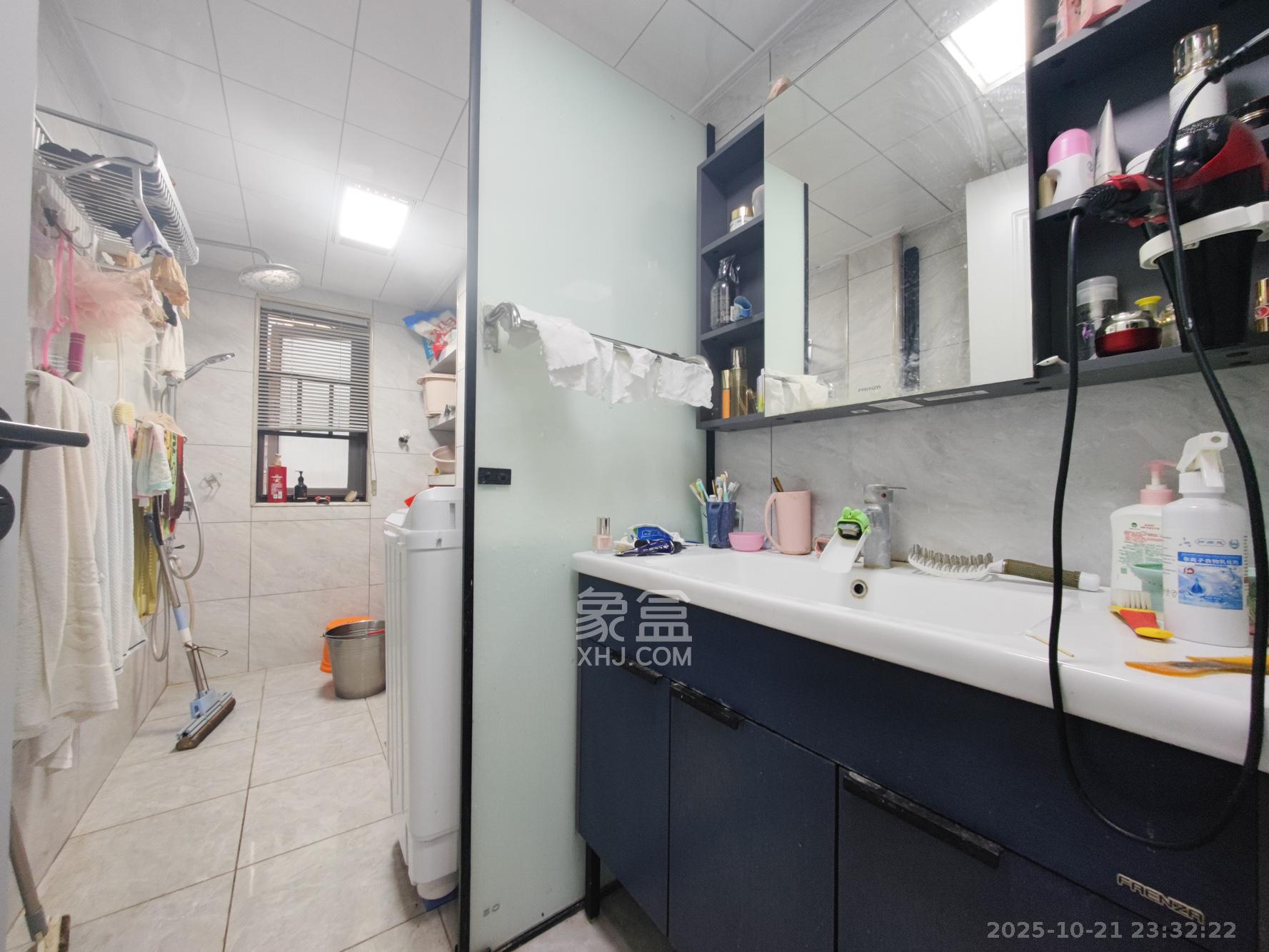 合能枫丹丽舍（柏悦名苑)  3室2厅2卫    148.0万卫生间