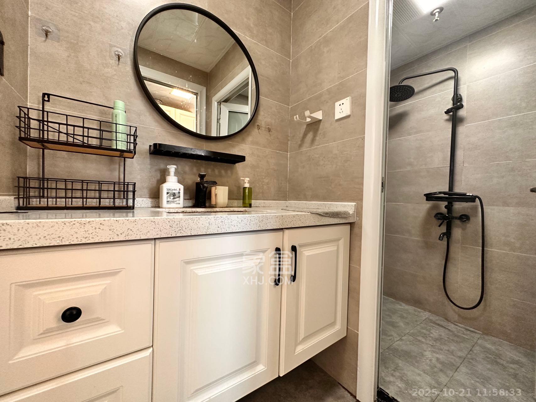 荣悦台  1室1厅1卫    2600.0元/月 荣悦台  1室1厅1卫    2600.0元/月室内图