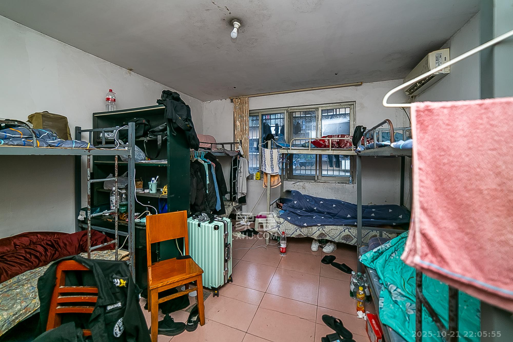 长征花园  3室2厅1卫    49.0万其他