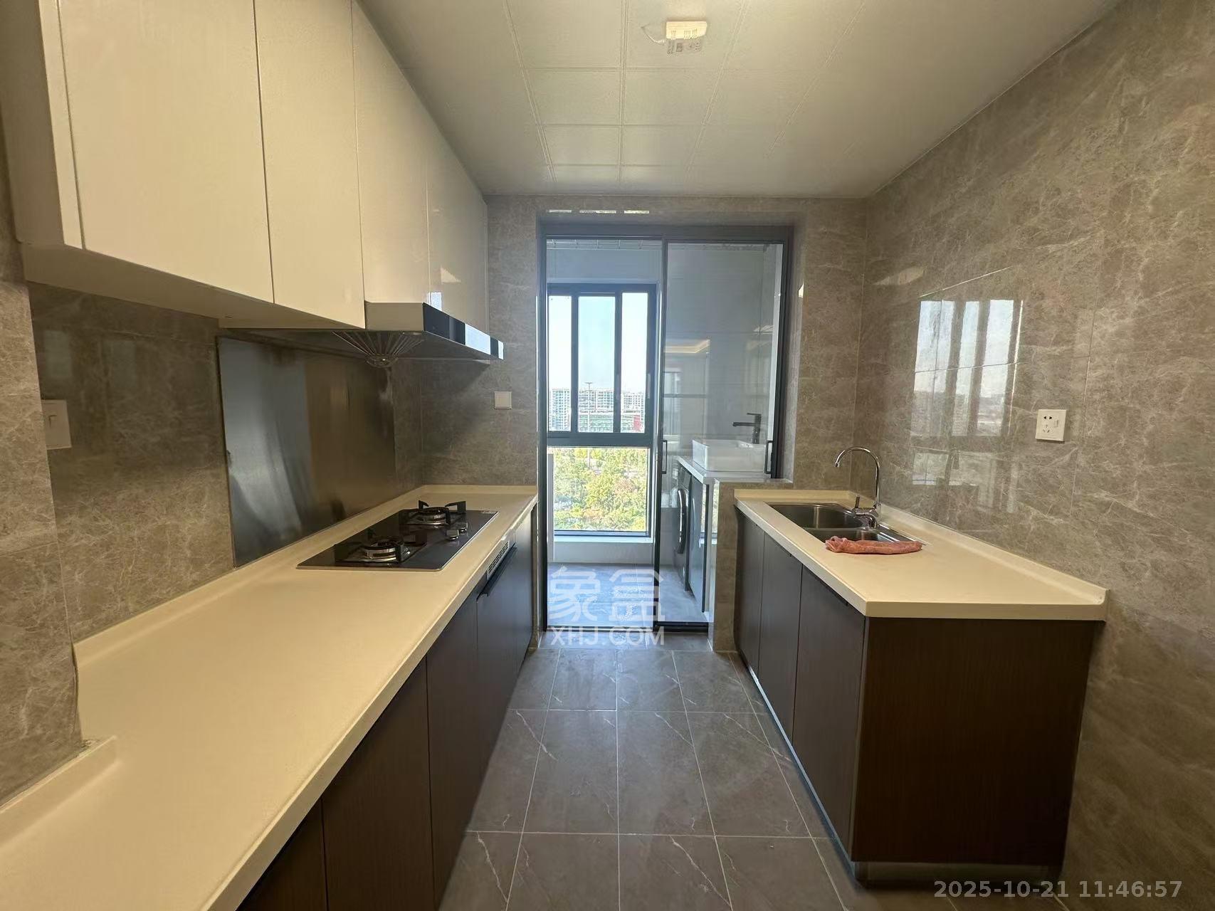 蓝光雍锦府  3室2厅2卫    3000.0元/月 蓝光雍锦府  3室2厅2卫    3000.0元/月室内图