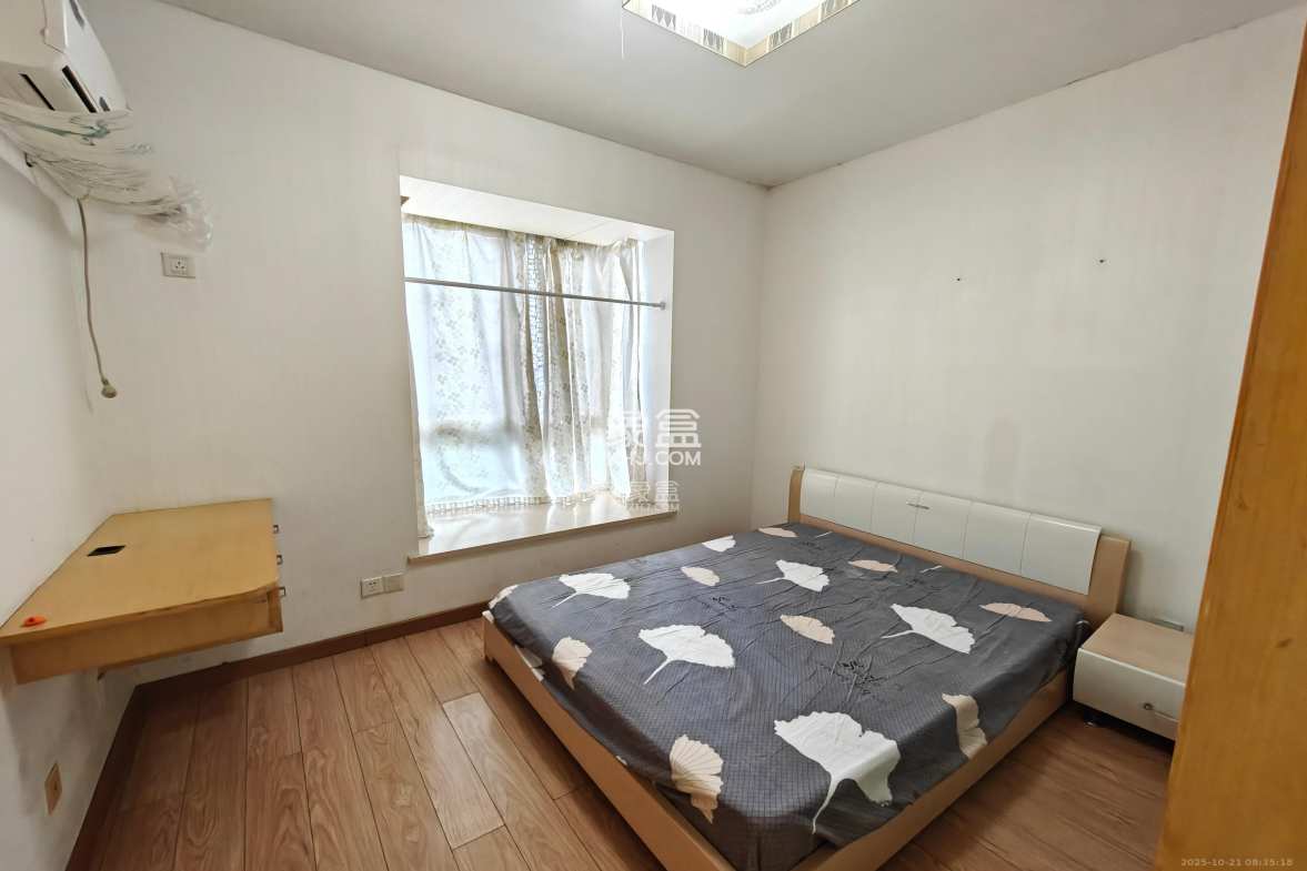 金碧文华  2室2厅1卫    1800.0元/月 金碧文华  2室2厅1卫    1800.0元/月室内图