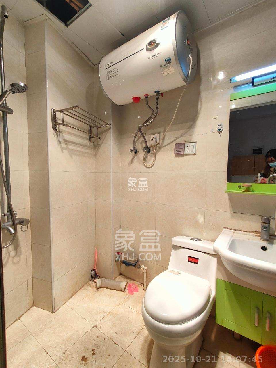 兰卡威国际  1室1厅1卫    1300.0元/月 兰卡威国际  1室1厅1卫    1300.0元/月室内图