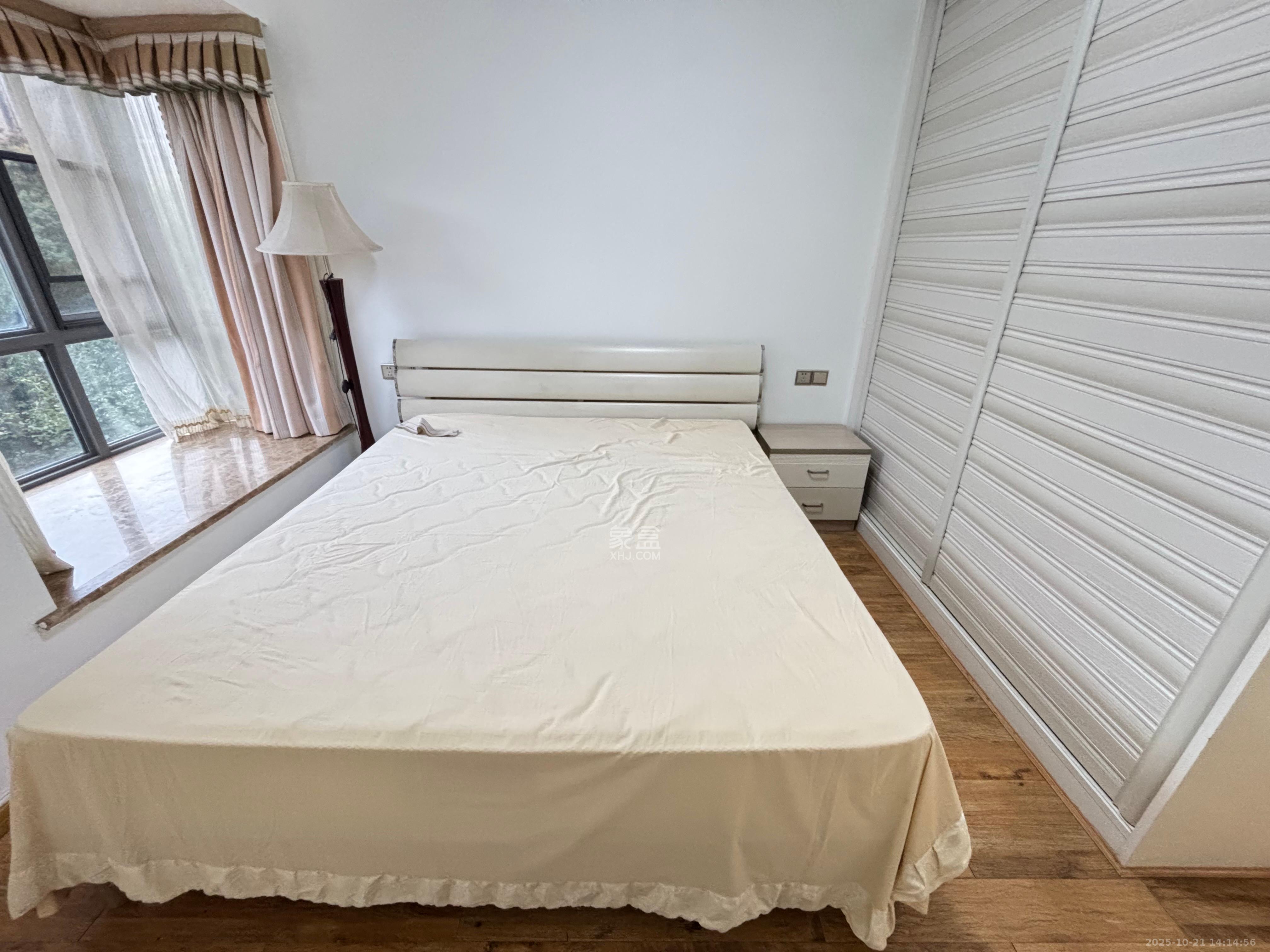 融科檀香山（融科紫檀、香山国际）  2室1厅1卫    2580.0元/月室内图